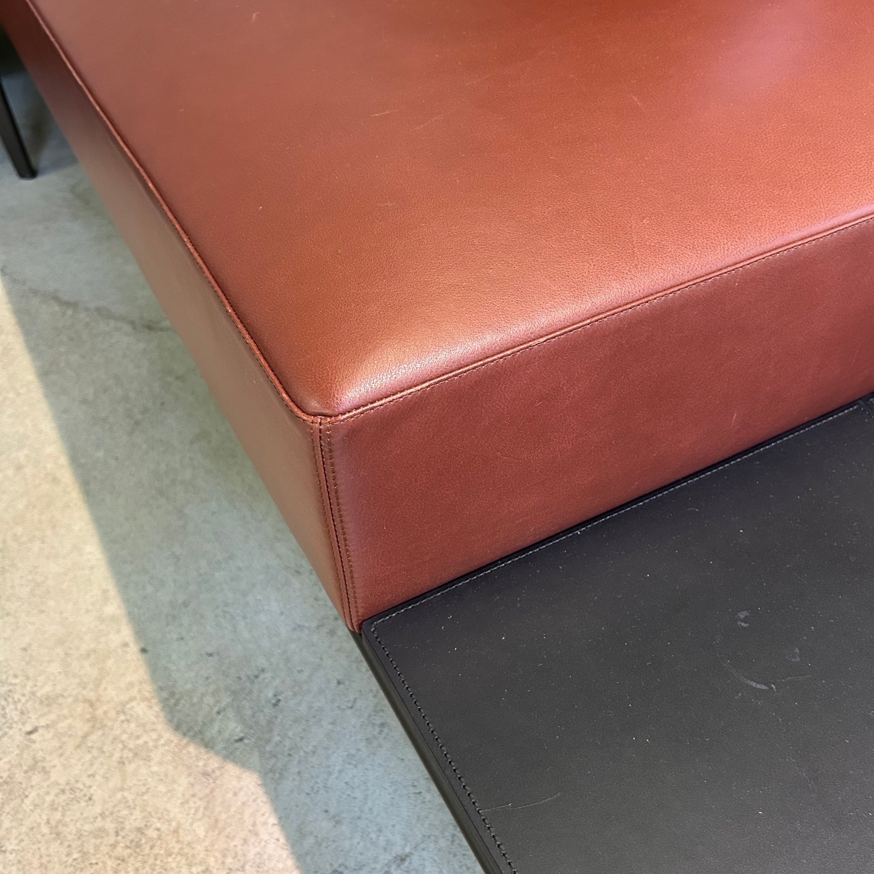 Walter Knoll Jaan Bench