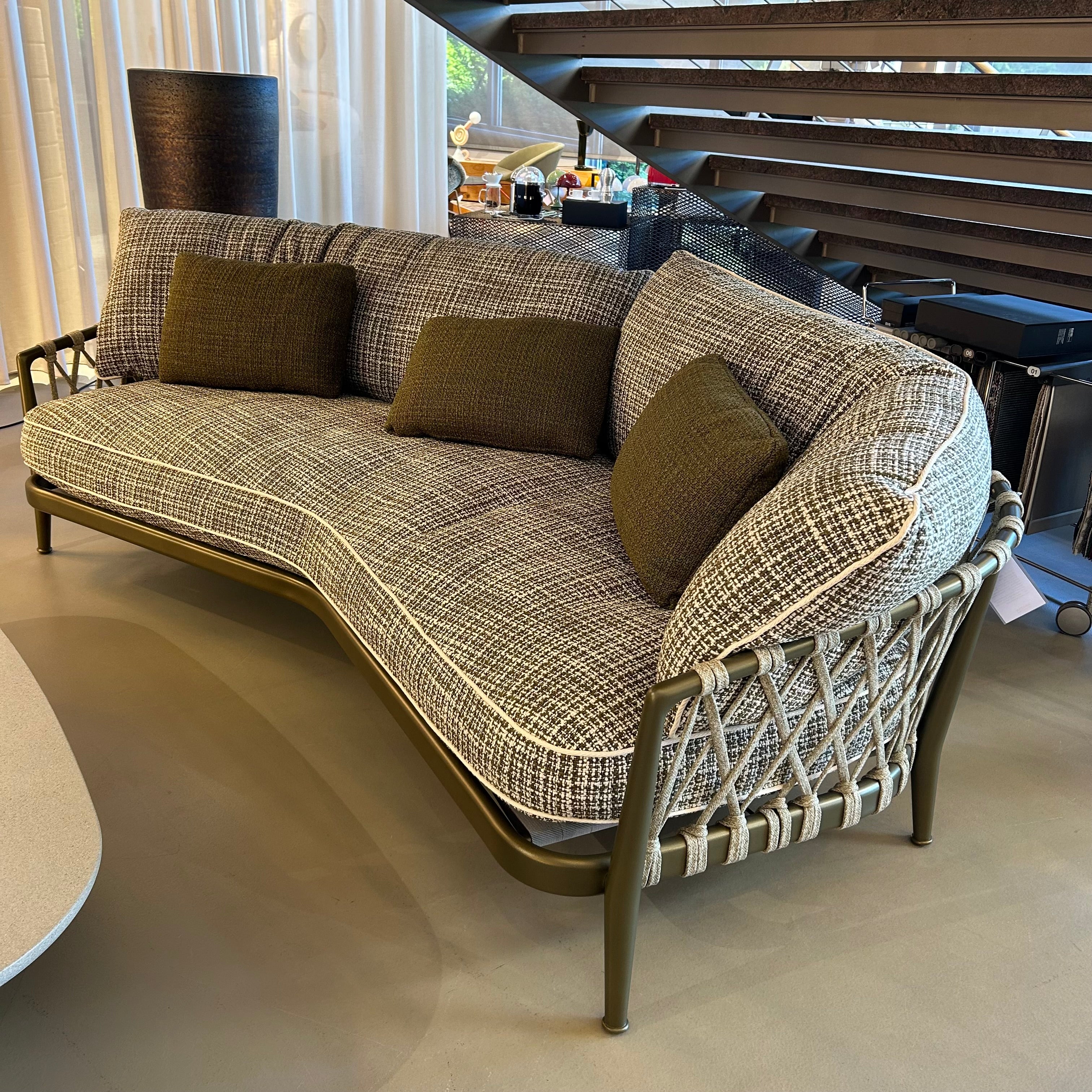 B&B Italia Erica `25