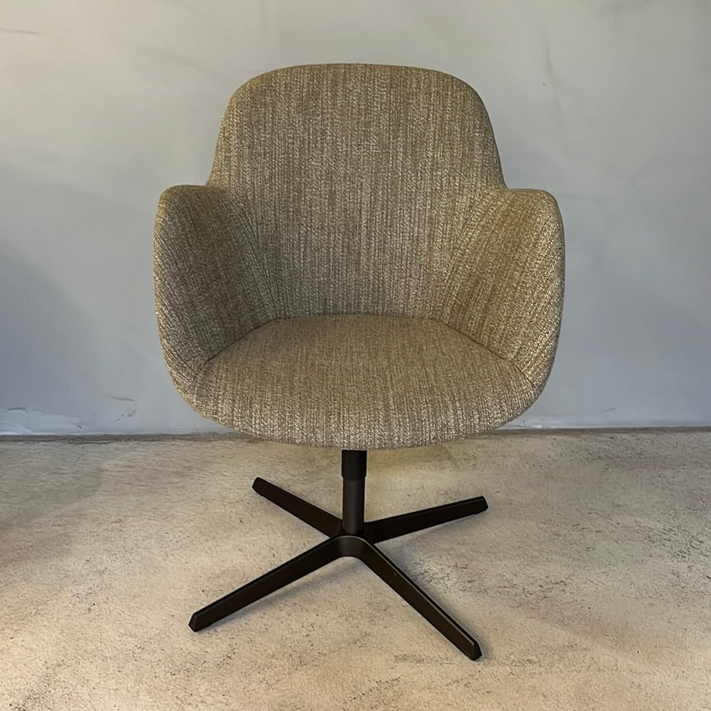 Walter Knoll / Sheru 1437 C / Armlehnenstuhl