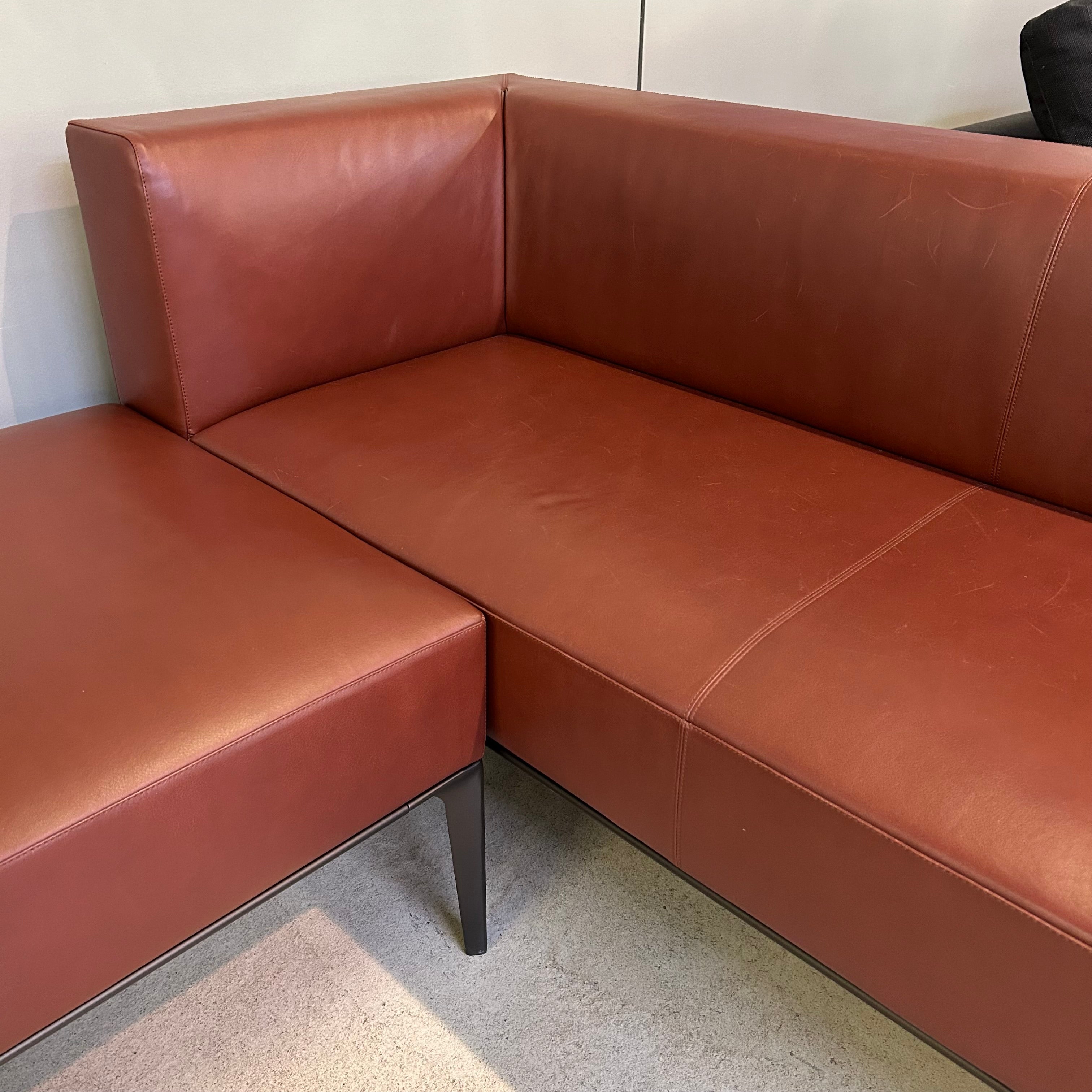 Walter Knoll Jaan Bench