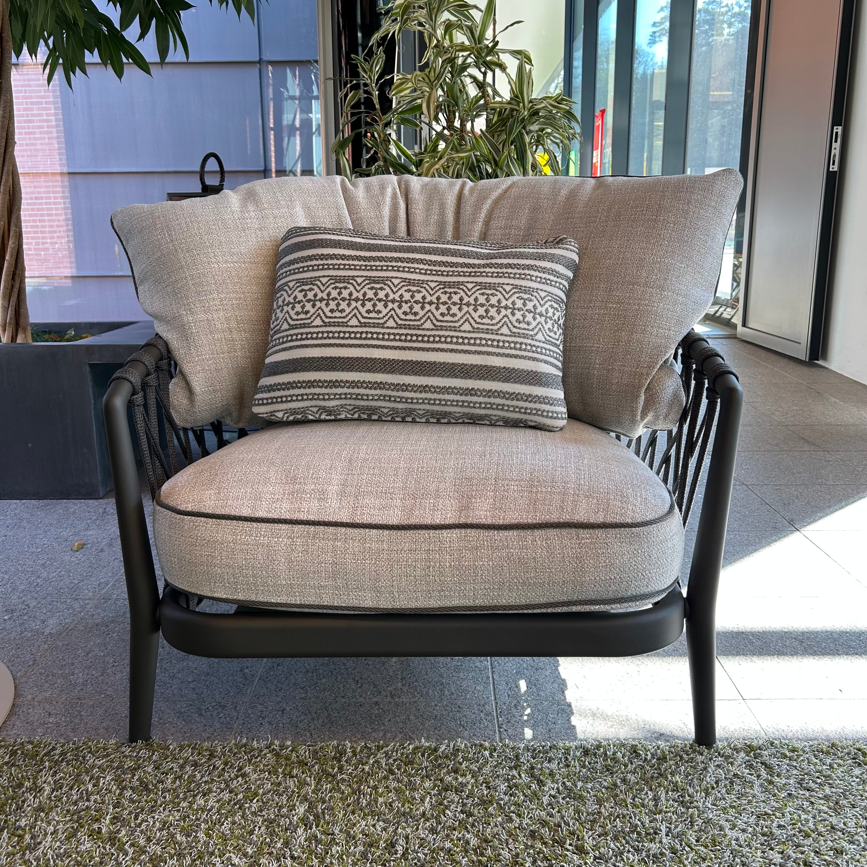 B&B Italia / Erica '25 / Outdoor Sessel - Architare shop