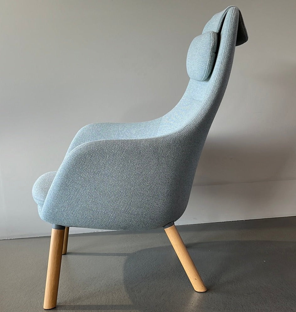 Vitra / HAL LOUNGE CHAIR + OTTOMAN / Sessel und Hocker