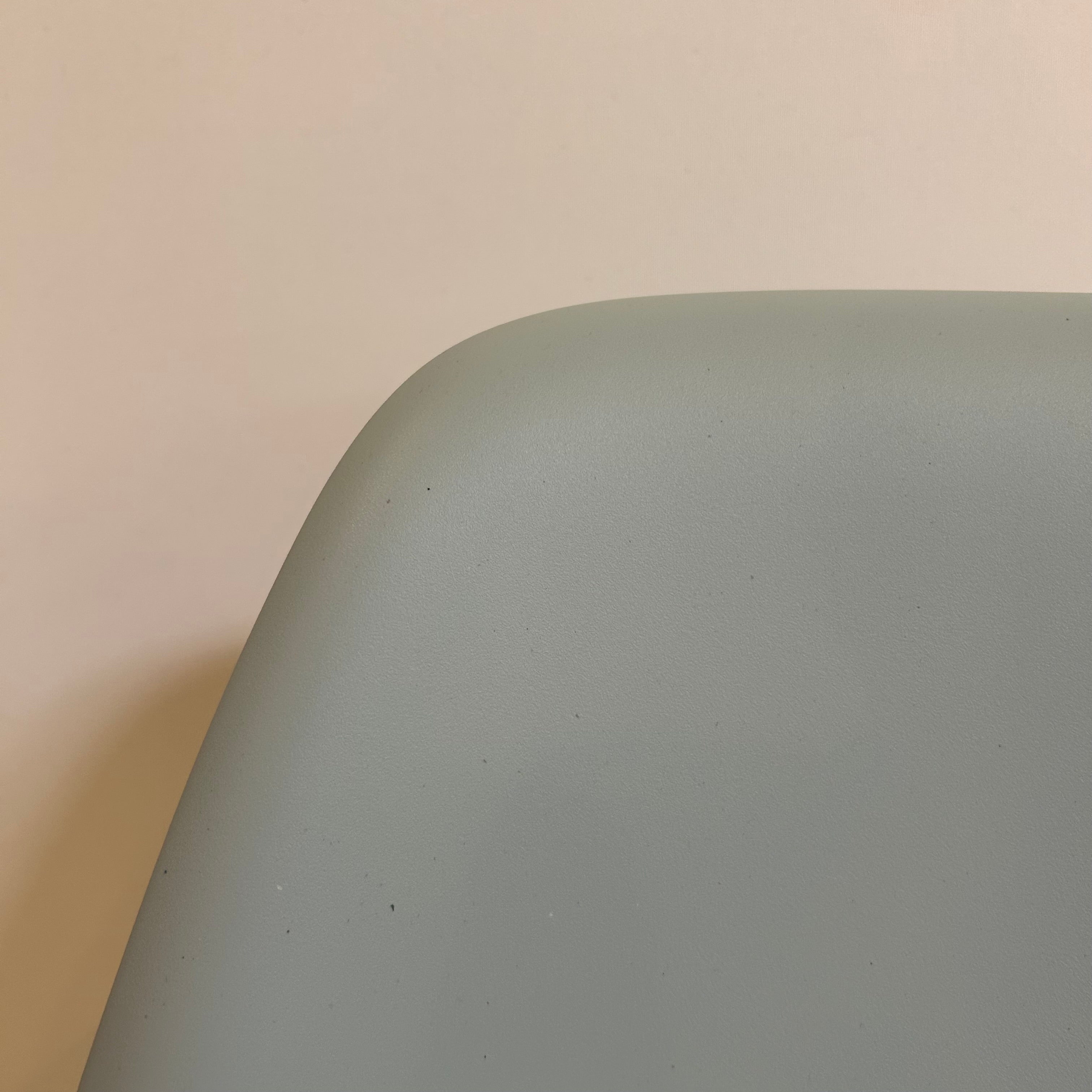 Vitra / Eames Plastic Side Chair DSR / Stuhl
