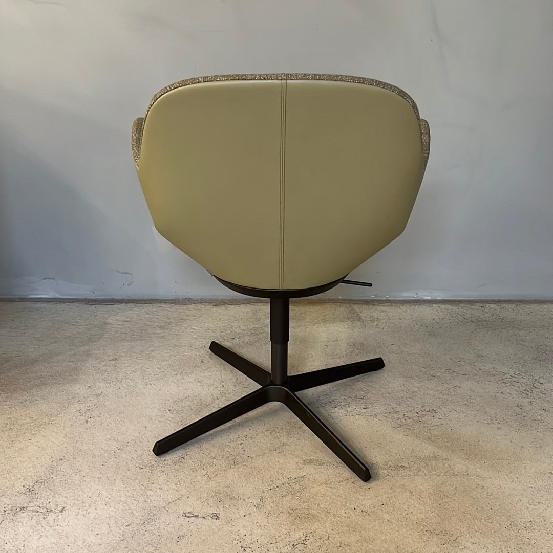 Walter Knoll / Sheru 1437 C / Armlehnenstuhl
