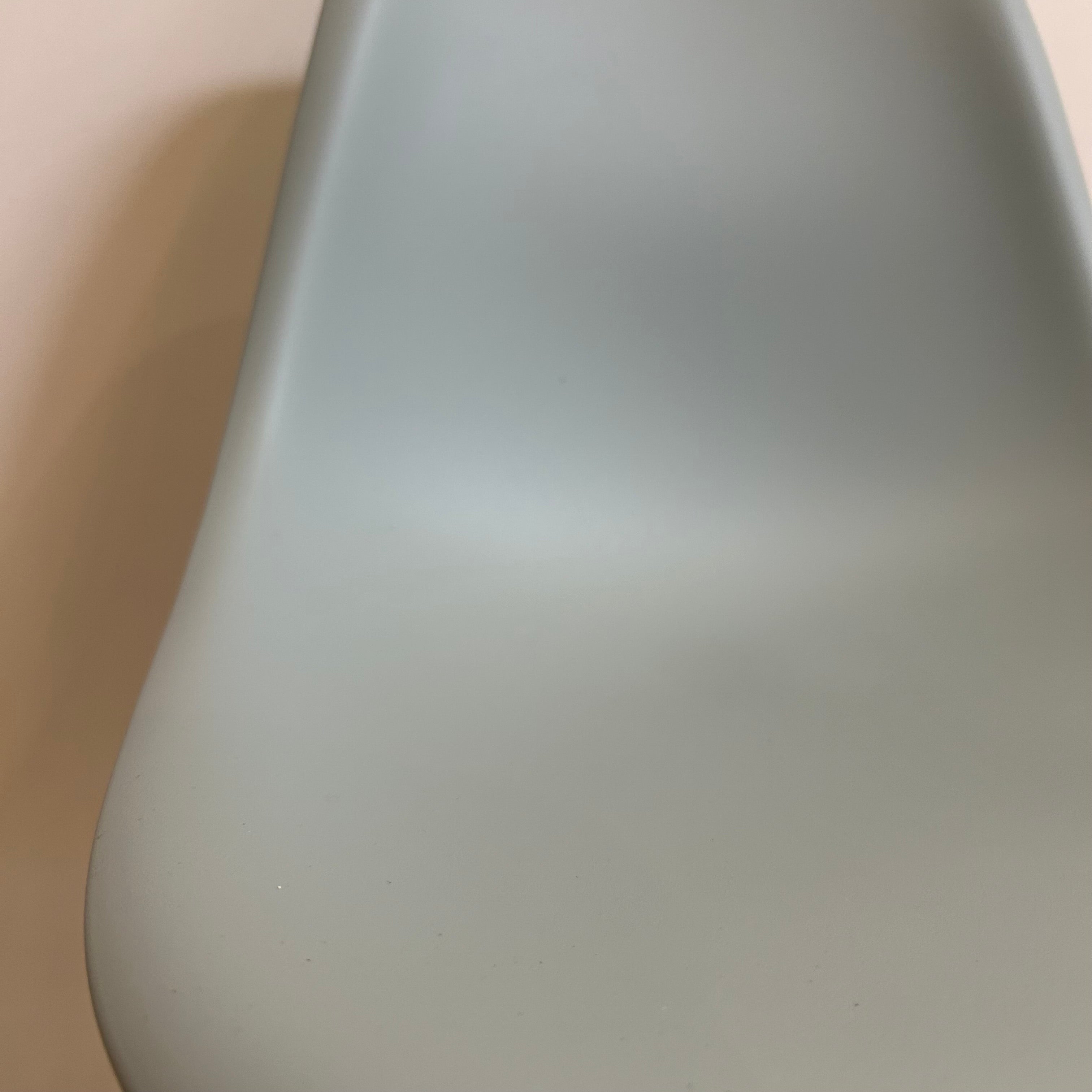 Vitra / Eames Plastic Side Chair DSR / Stuhl