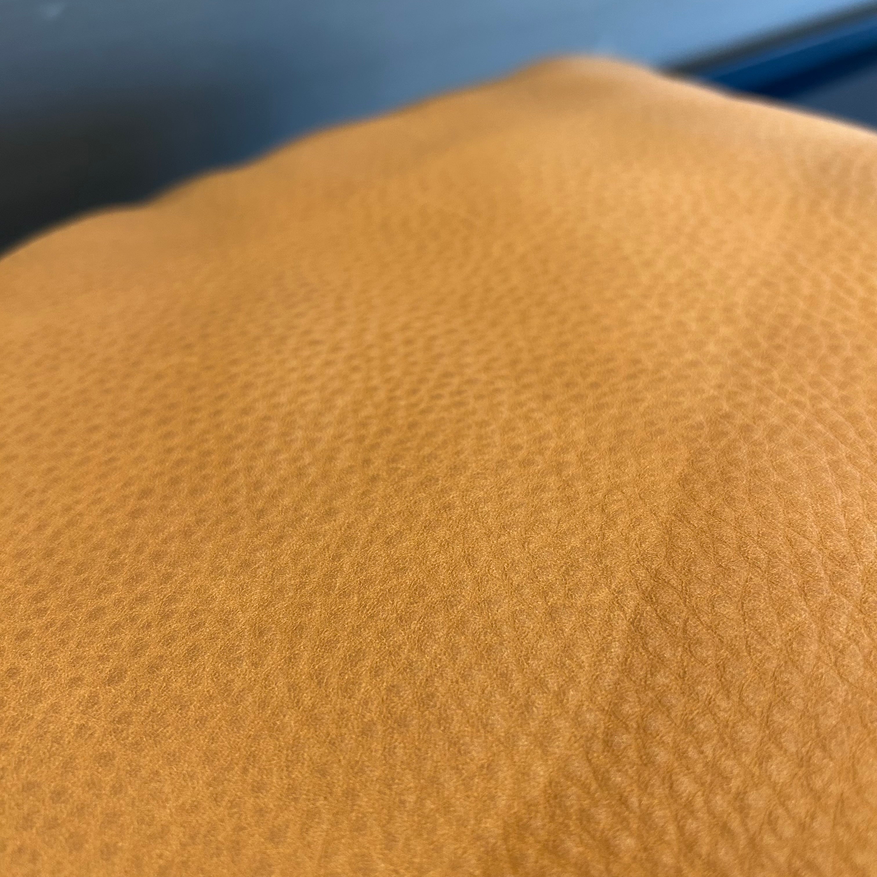 COR / Conseta / Sofa