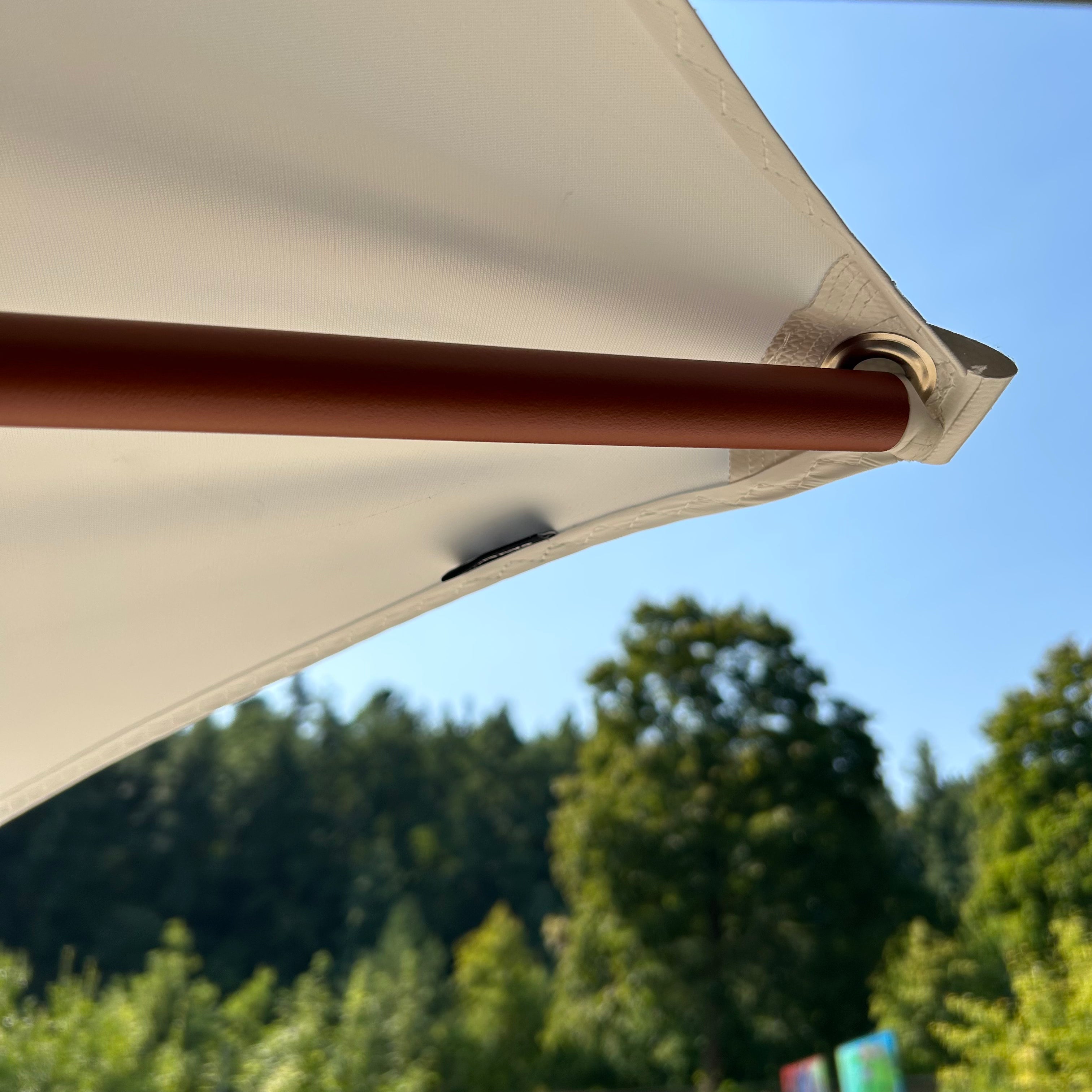 Extremis / Acacia / Sonnenschirm zu Virus Sitzgruppe