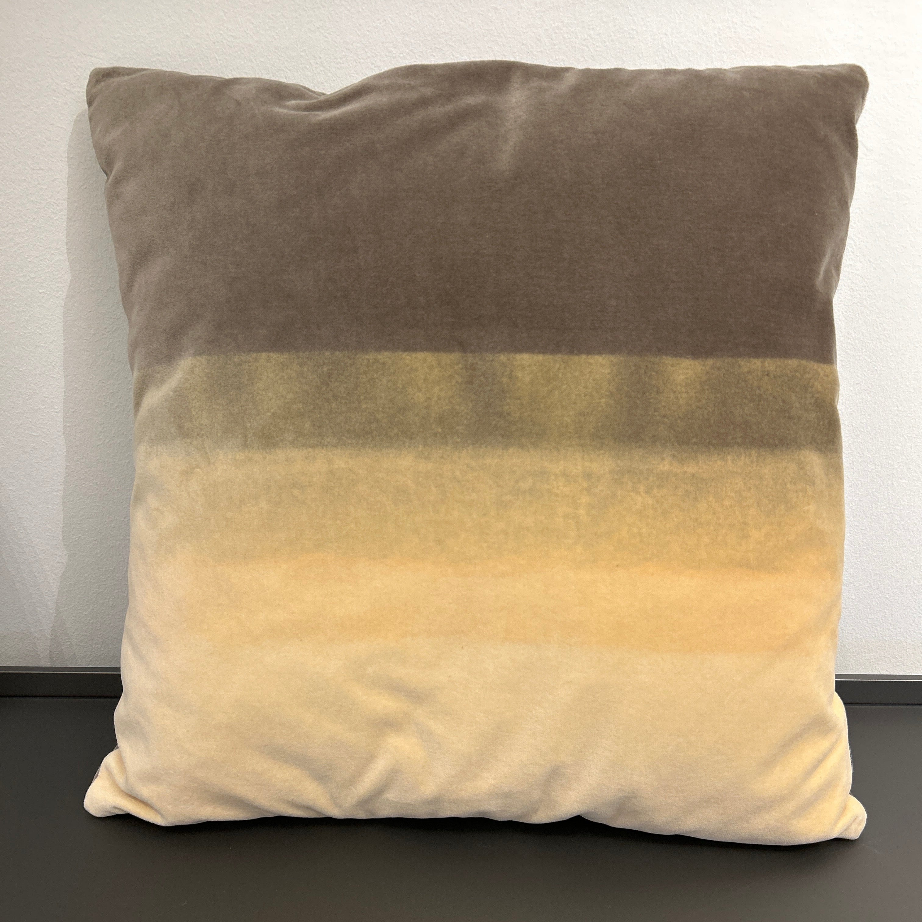 Walter Knoll / Künstlerkissen von Wiedemann Mettler - Architare shop