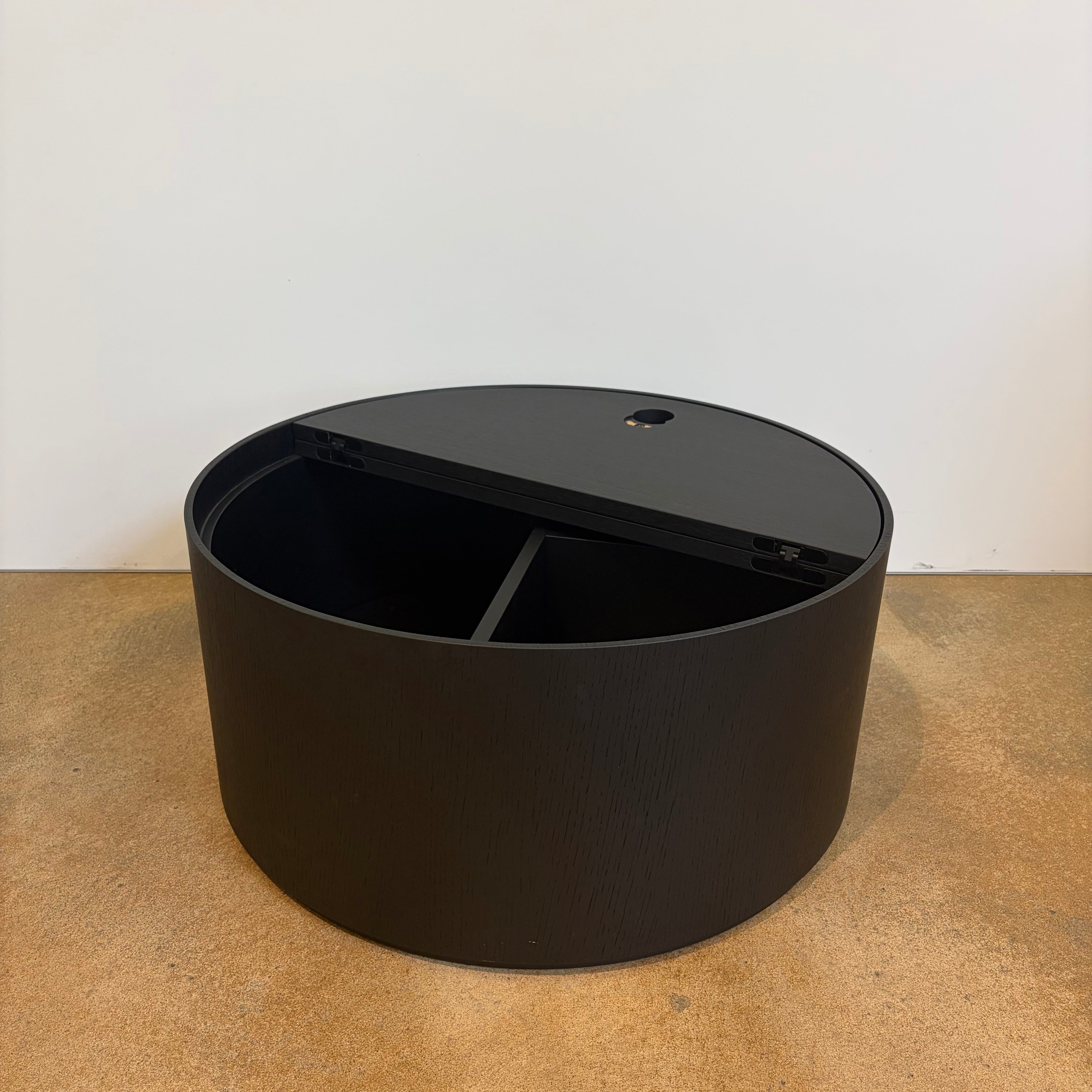 Living Divani / Full Moon / Beistelltisch mit Stauraum - architare shop