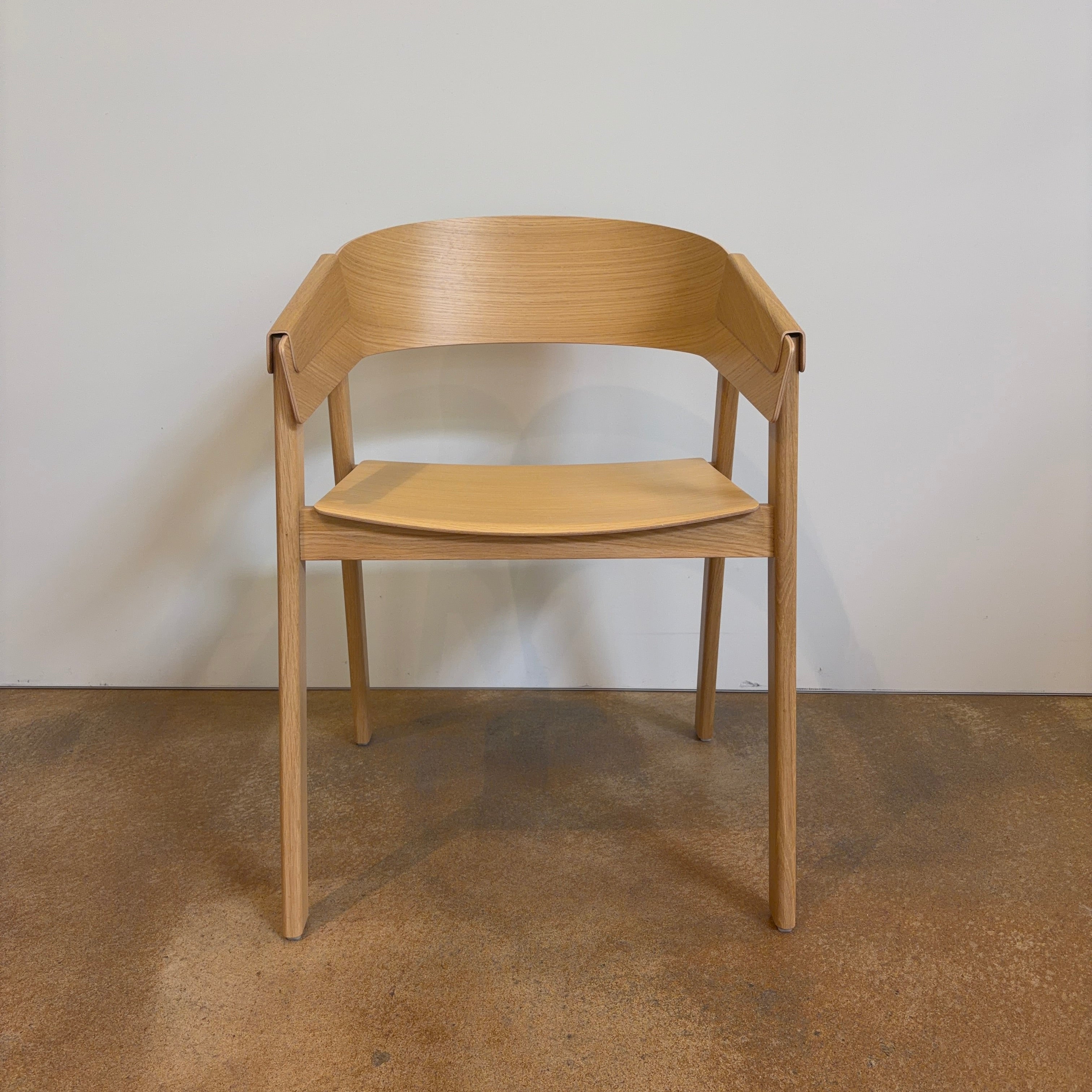 Muuto / Cover Armchair / Armlehnstuhl