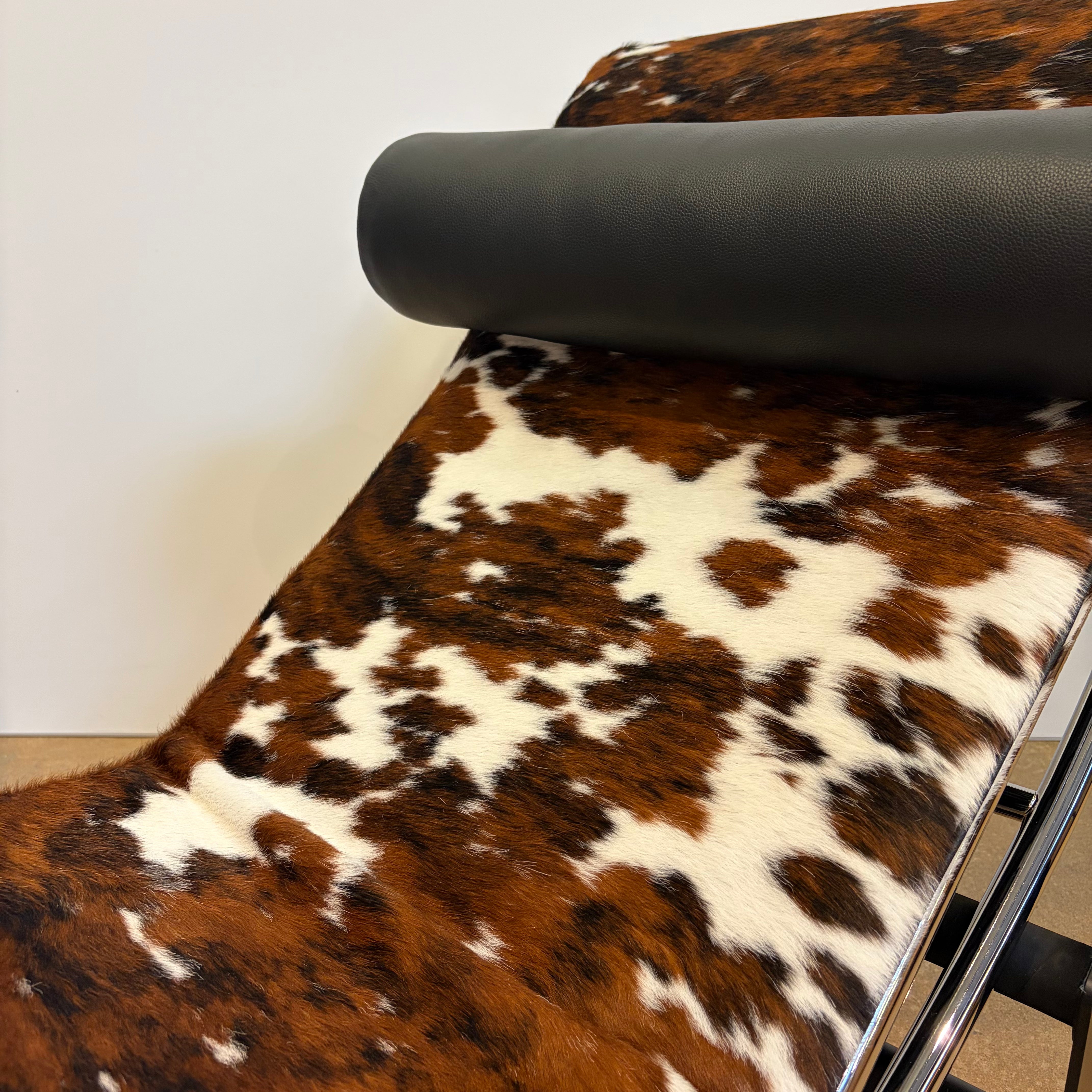 Cassina / Le Corbusier LC4 / Liege - architare shop