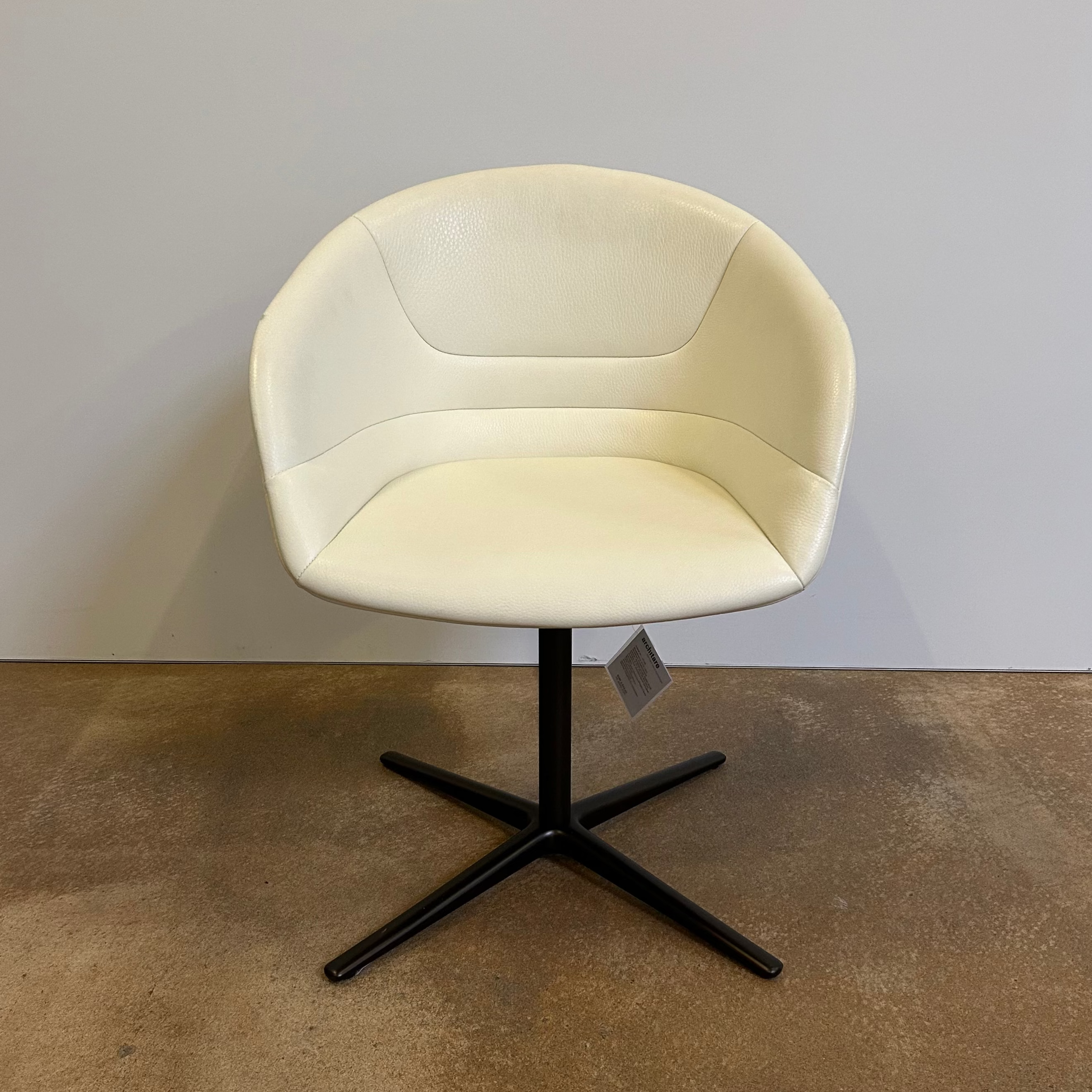 Walter Knoll Schalensessel Kyo 1343