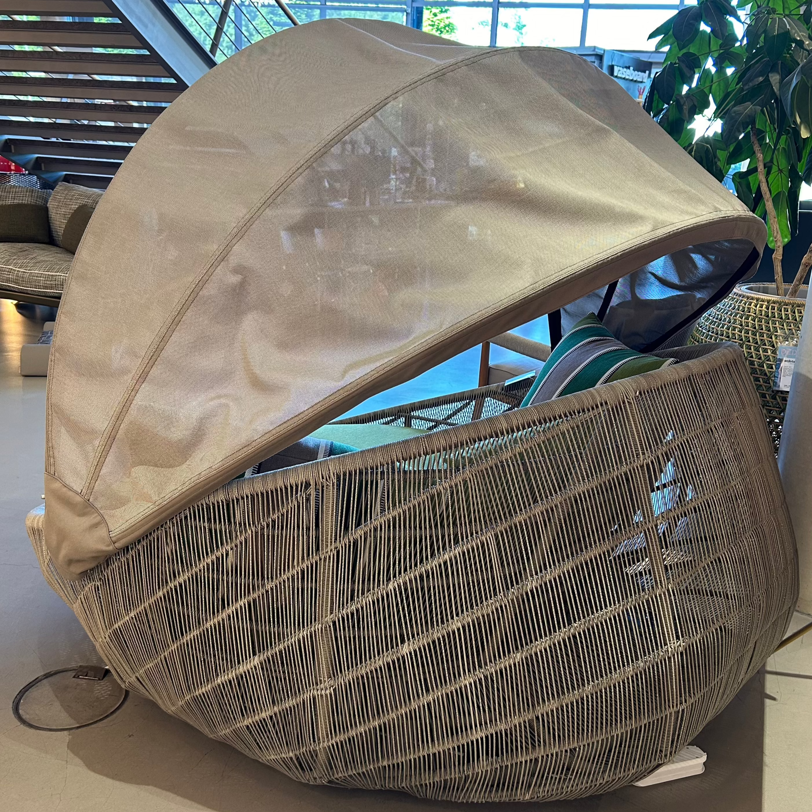 B&B Italia Canasta 13 Rückseite