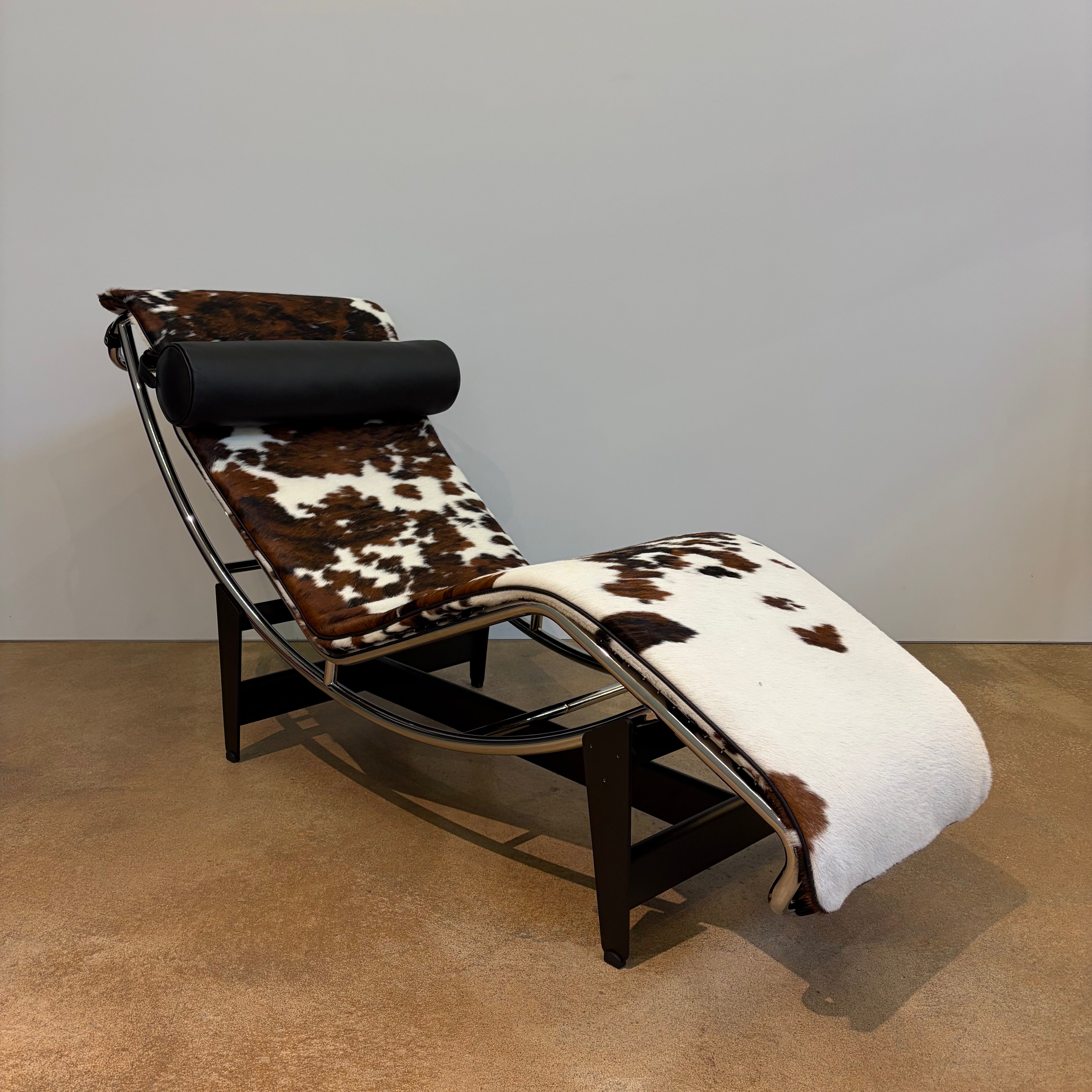 Cassina / Le Corbusier LC4 / Liege