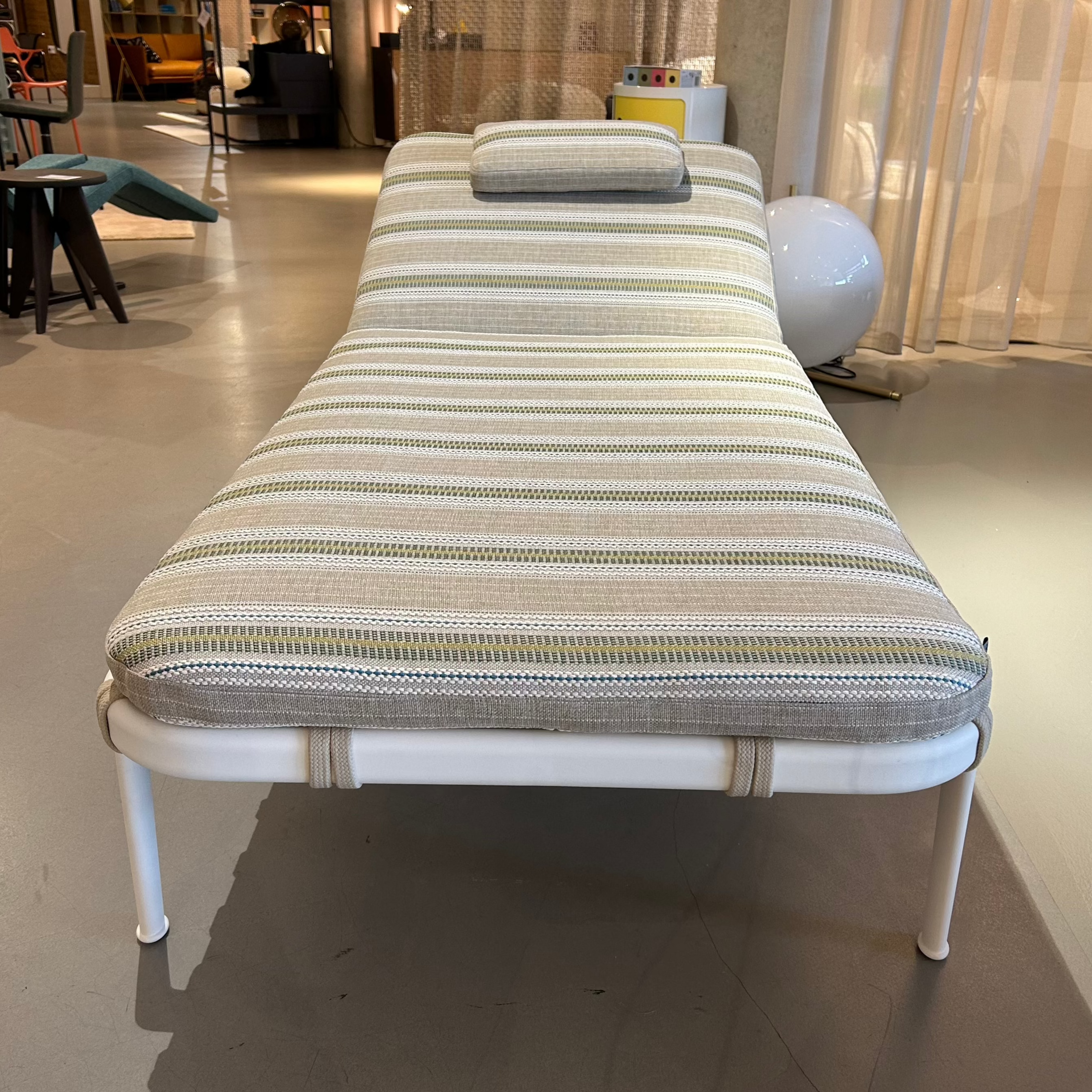 B&B Italia Liegesofa Erica25