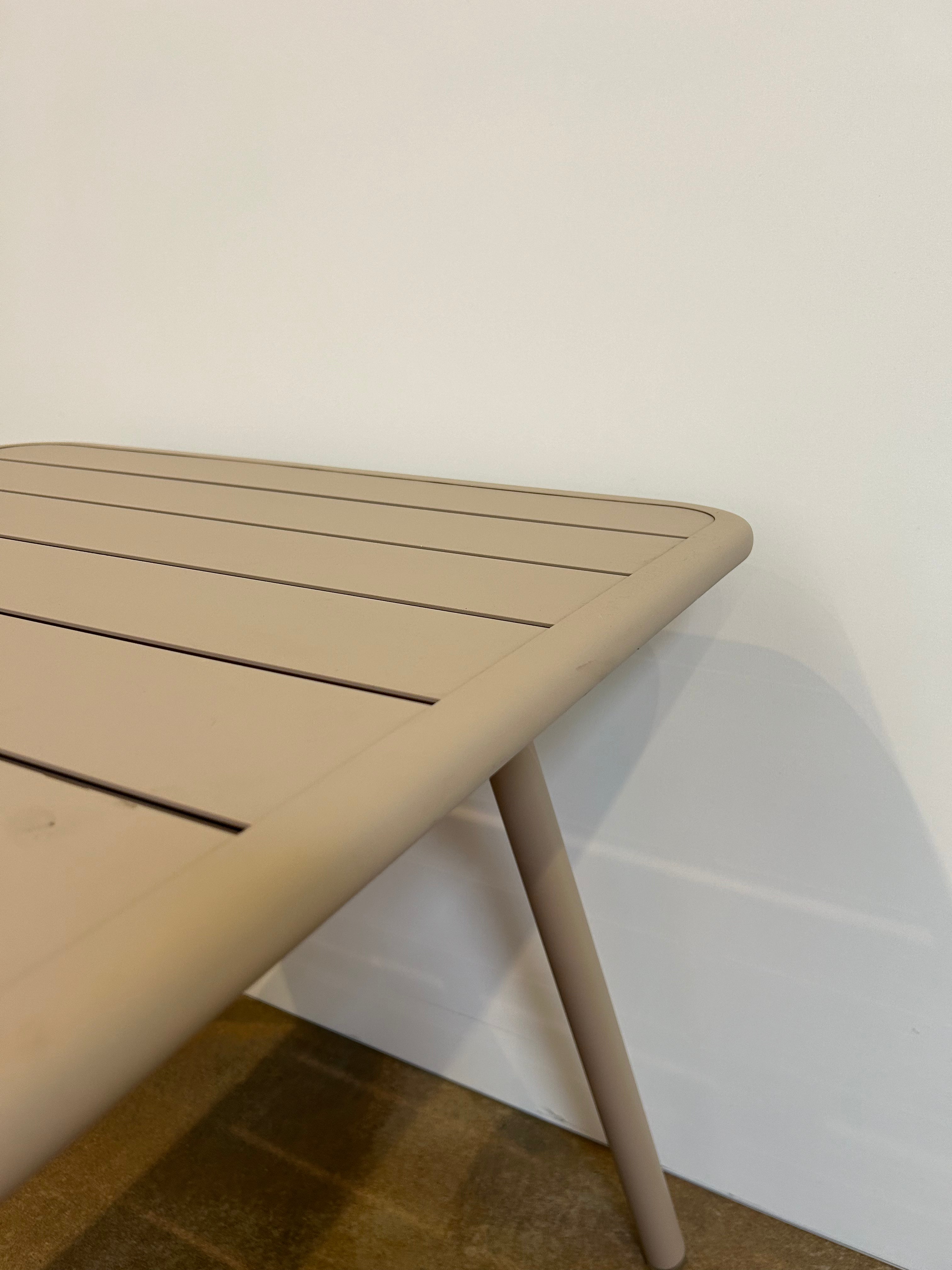 Fermob / Luxembourg / Outdoor Tisch - Architare shop