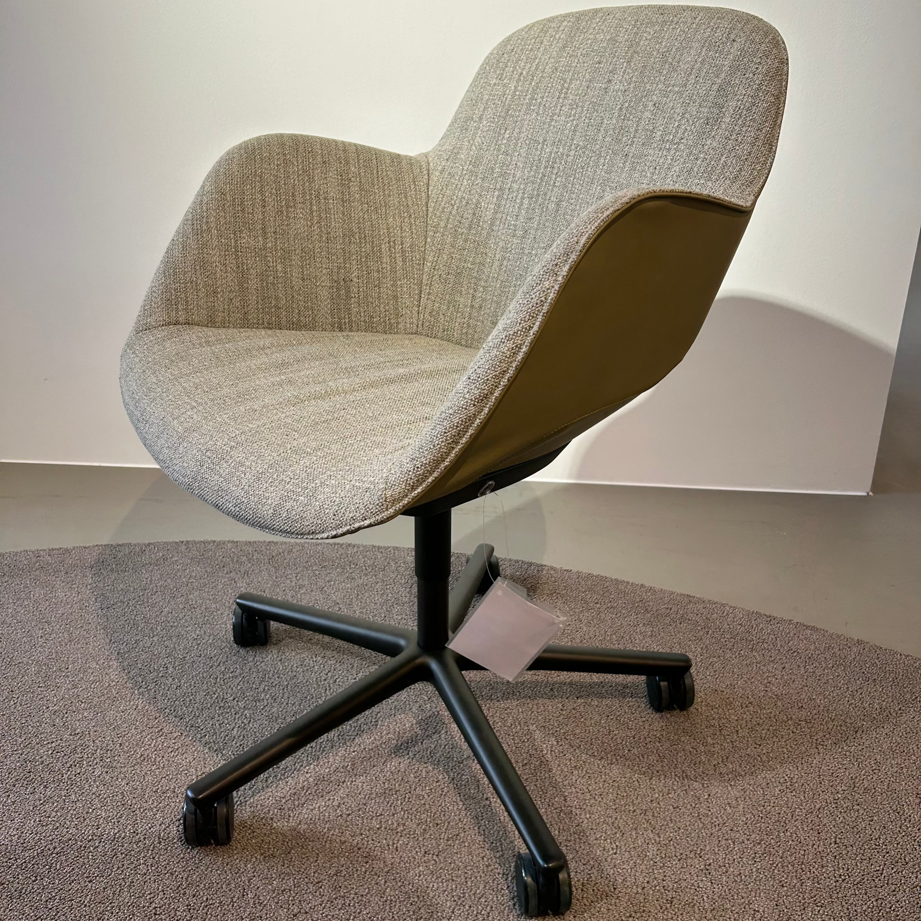 Walter Knoll / Sheru 1449 C / Armlehnstuhl - Architare shop