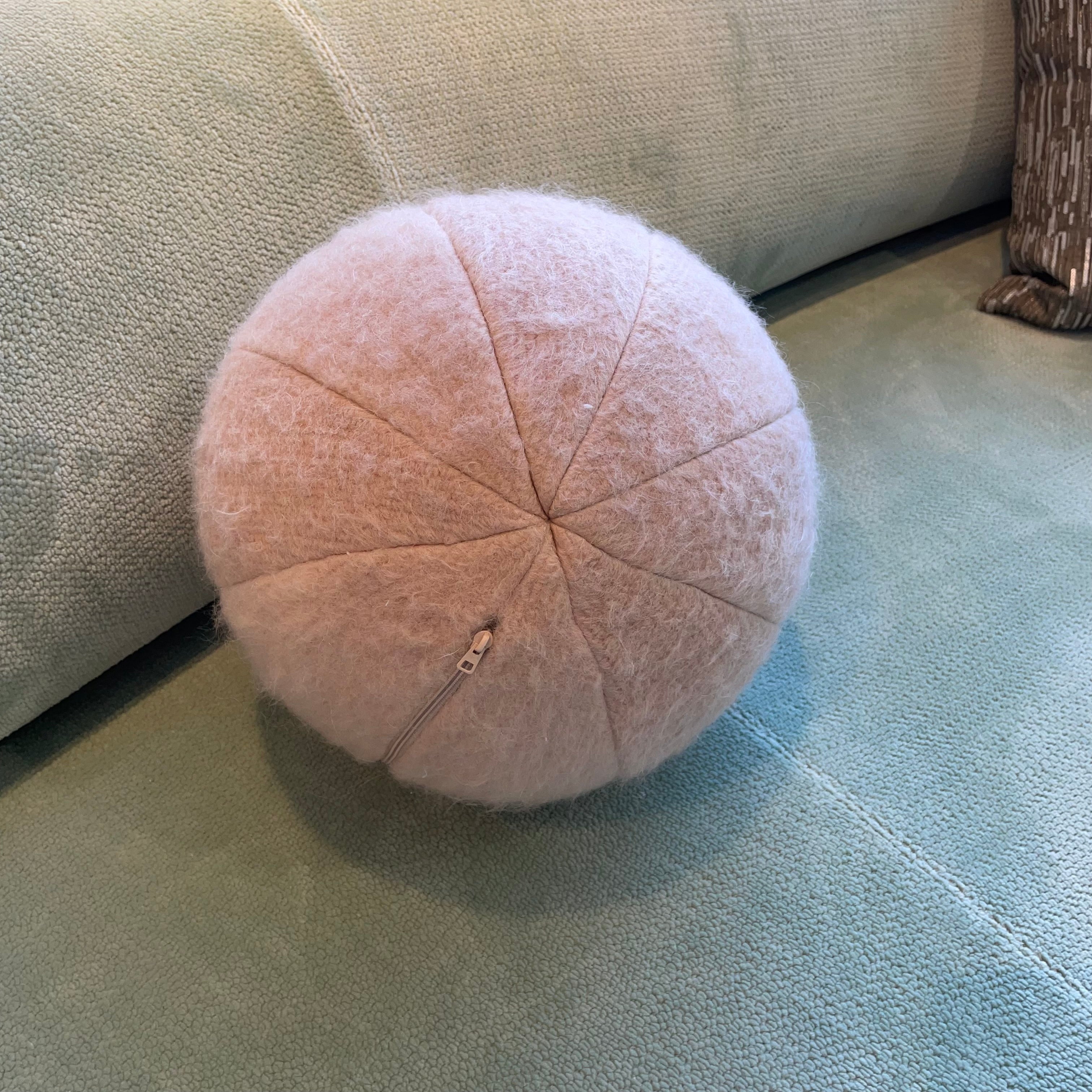 Moroso / Round One Color / Kissenkugel - Architare shop