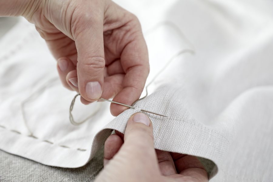 Handstiching im Hause LUIZ