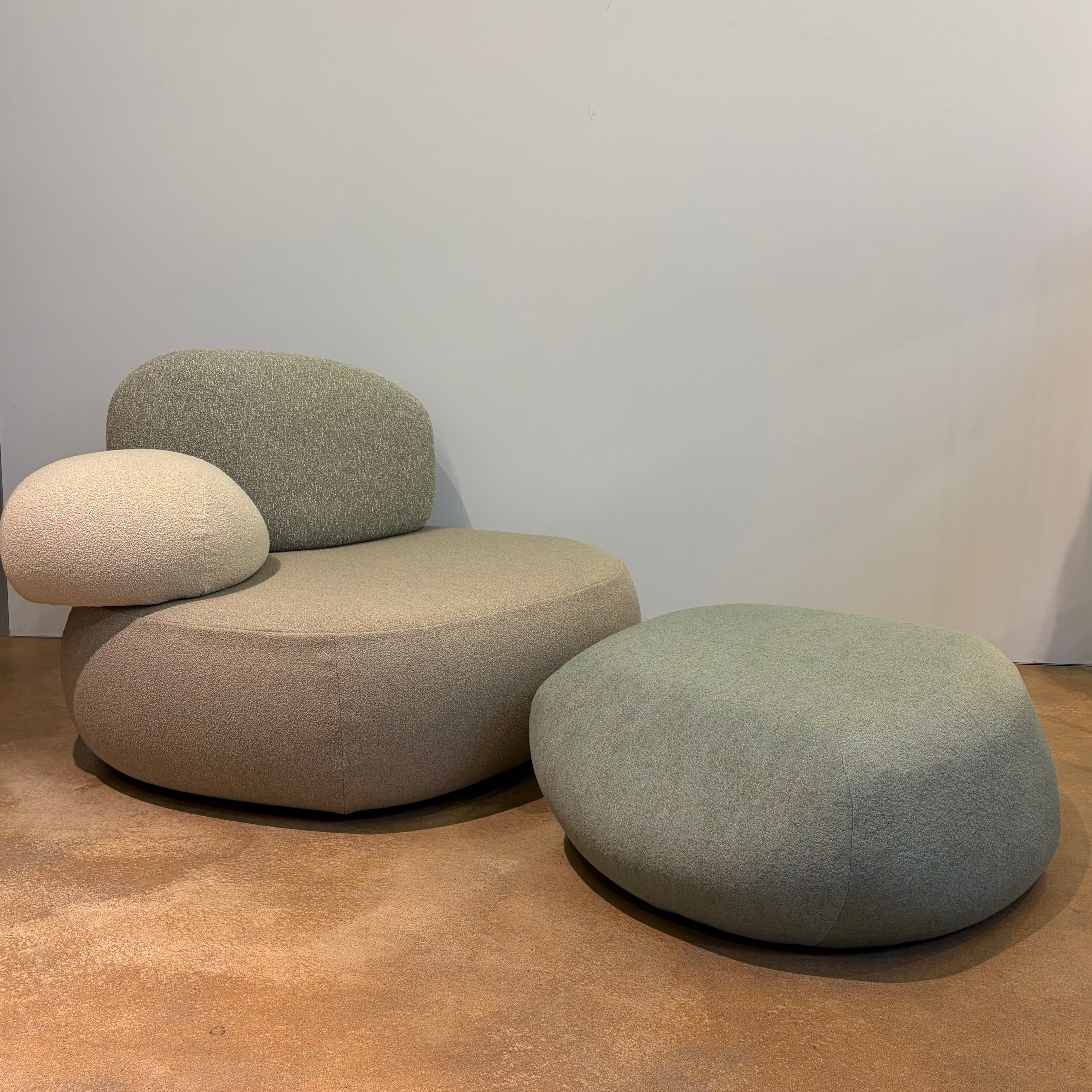 Moroso Pebble Rubble Sessel inkl. Hocker