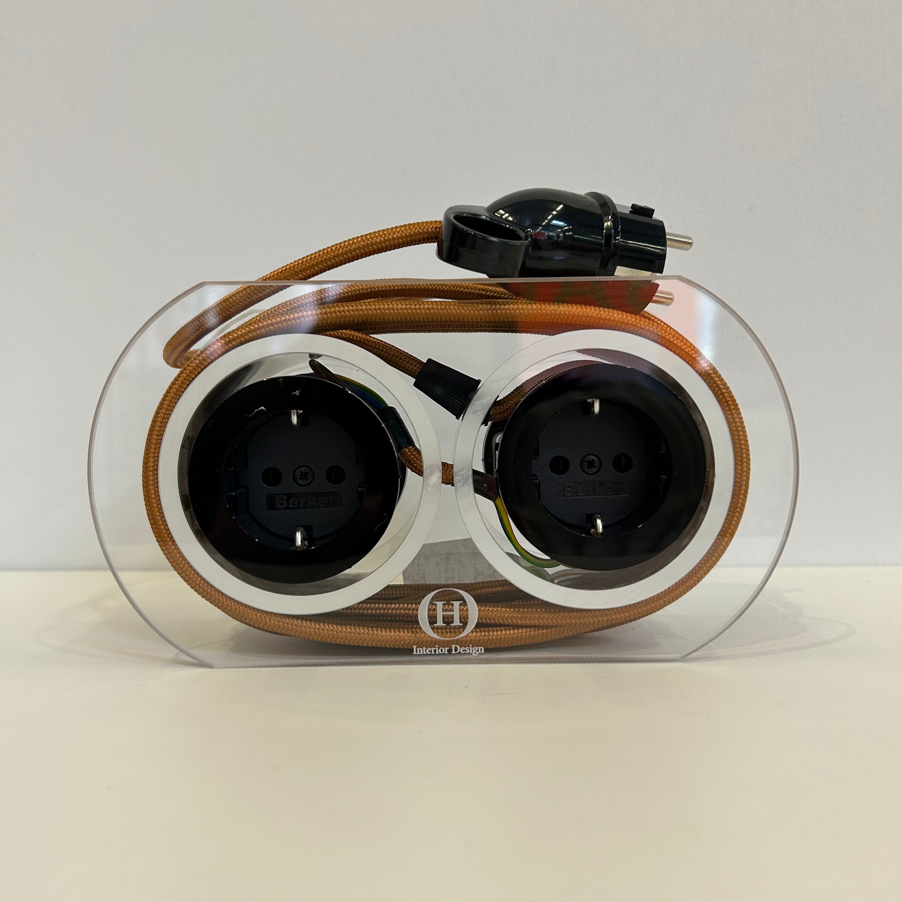 OH Interior Design / Verlängerungskabel 4 Steckdosen