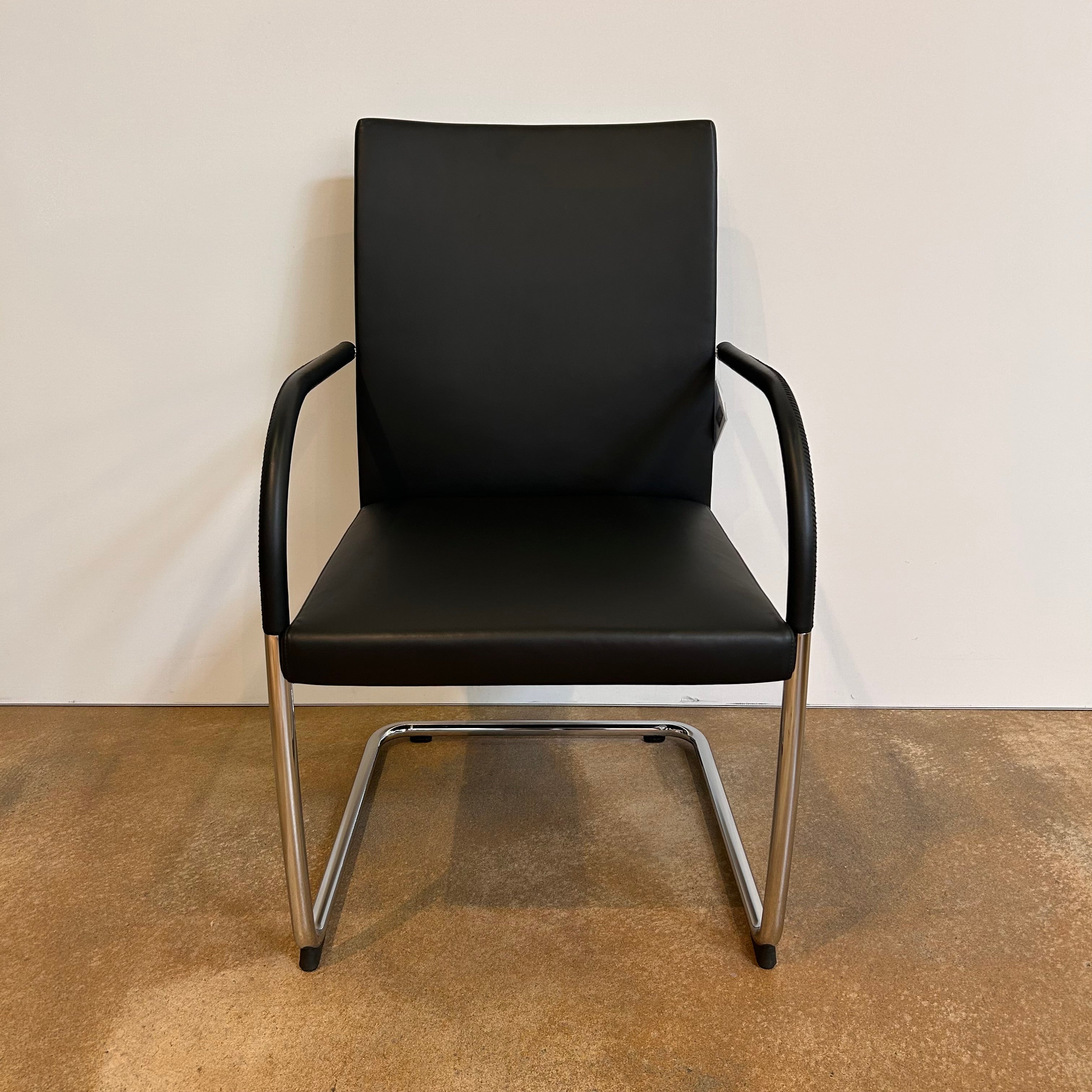 Walter Knoll / George 1572 / Freischwinger