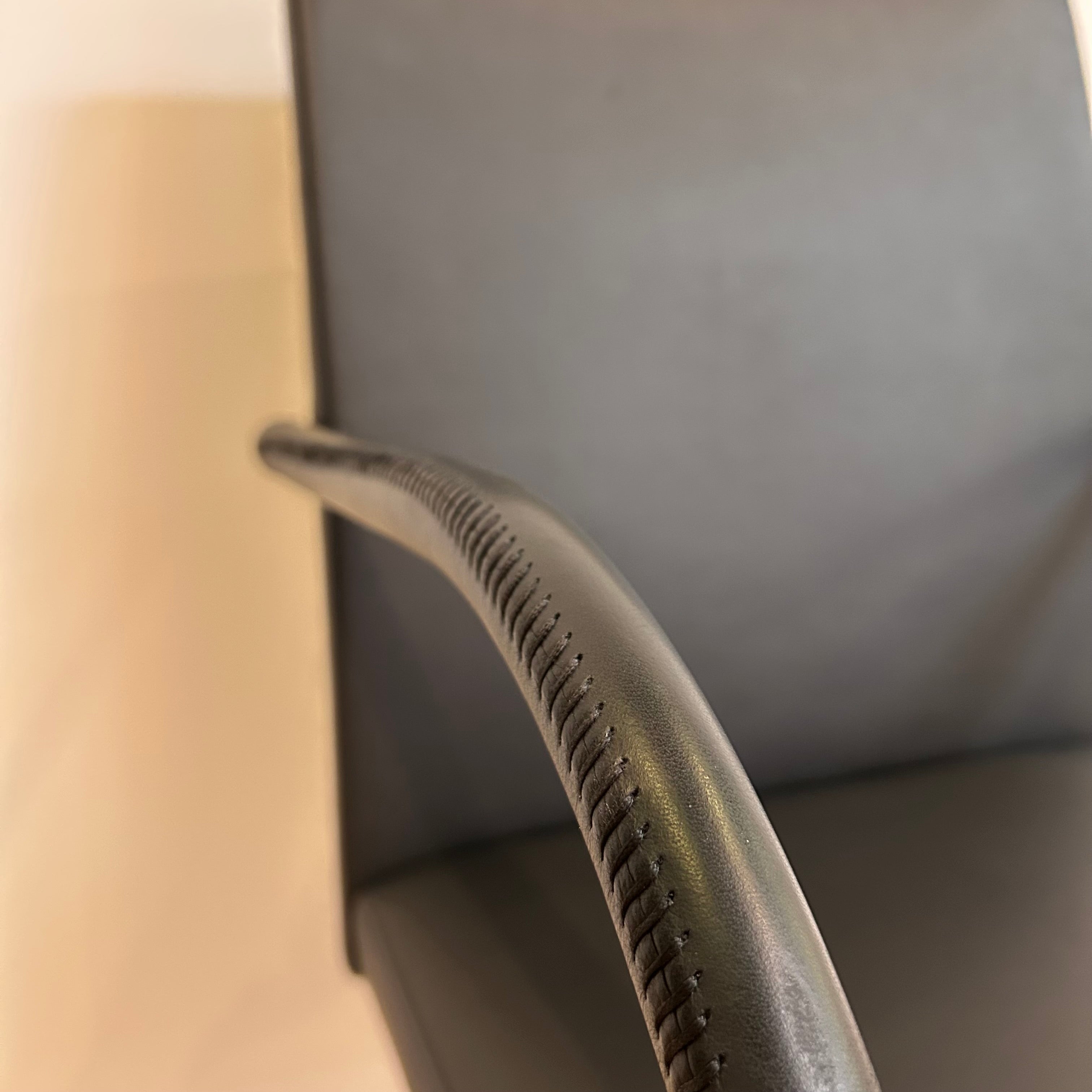 Walter Knoll / George 1572 / Freischwinger