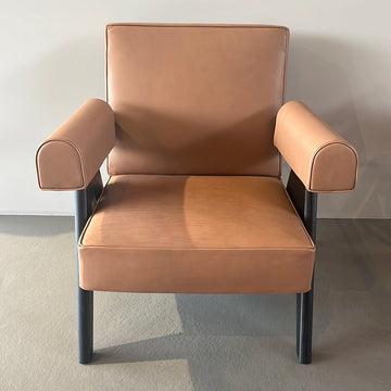 Cassina / Capitol Complex Armchair / Armchair