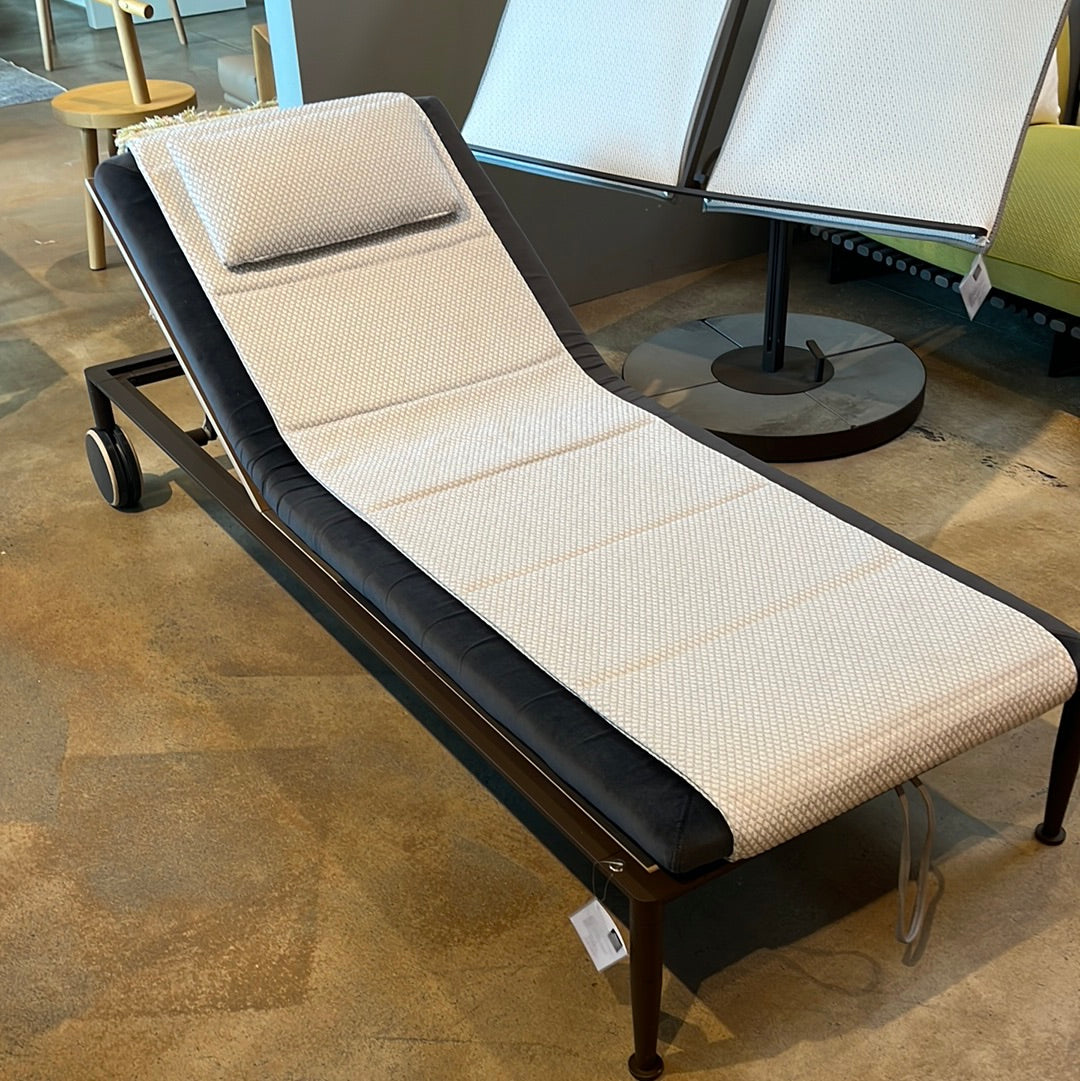 Giorgetti / GEA OUTDOOR DAY BED / Day Bed