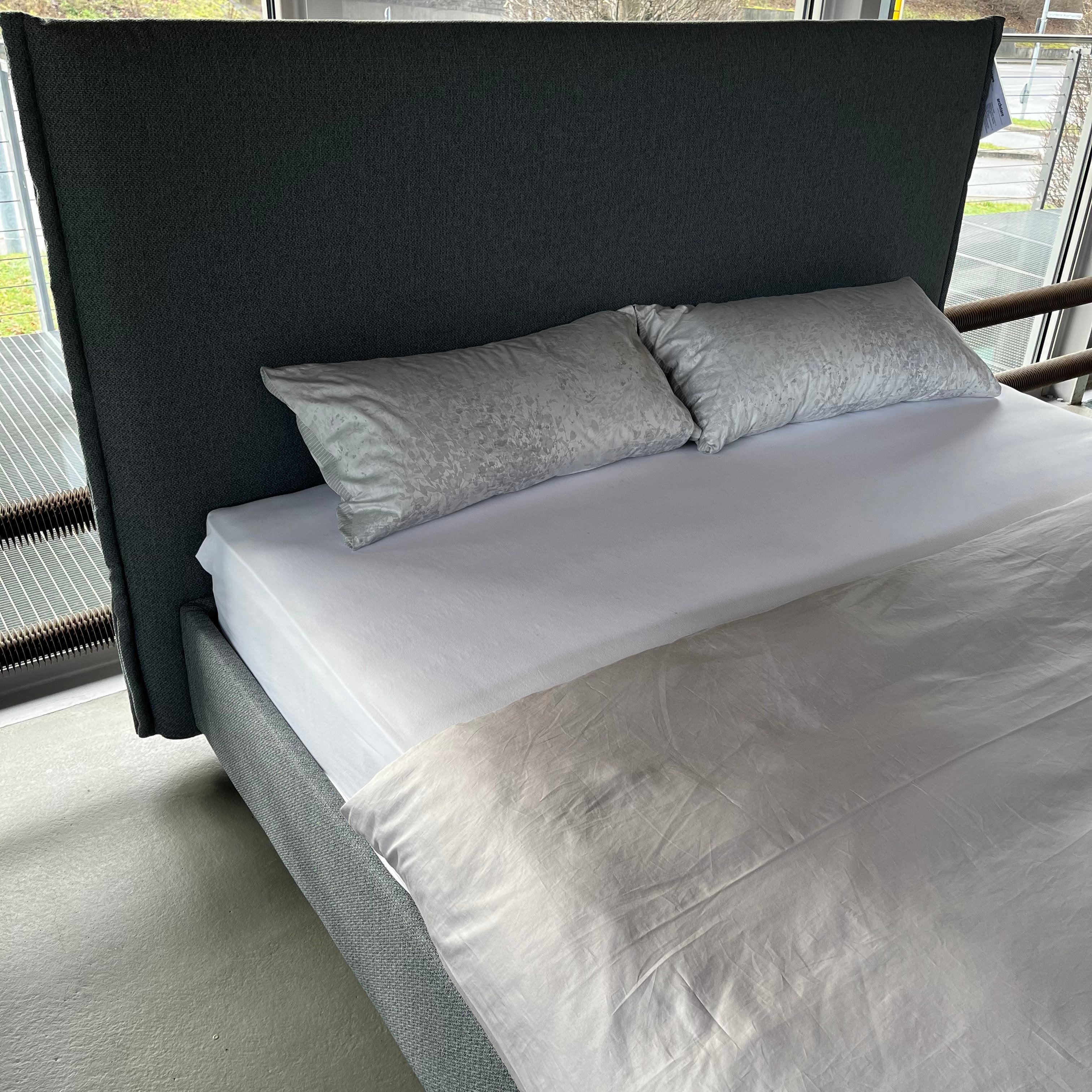 Röwa / Scalea / Bett
