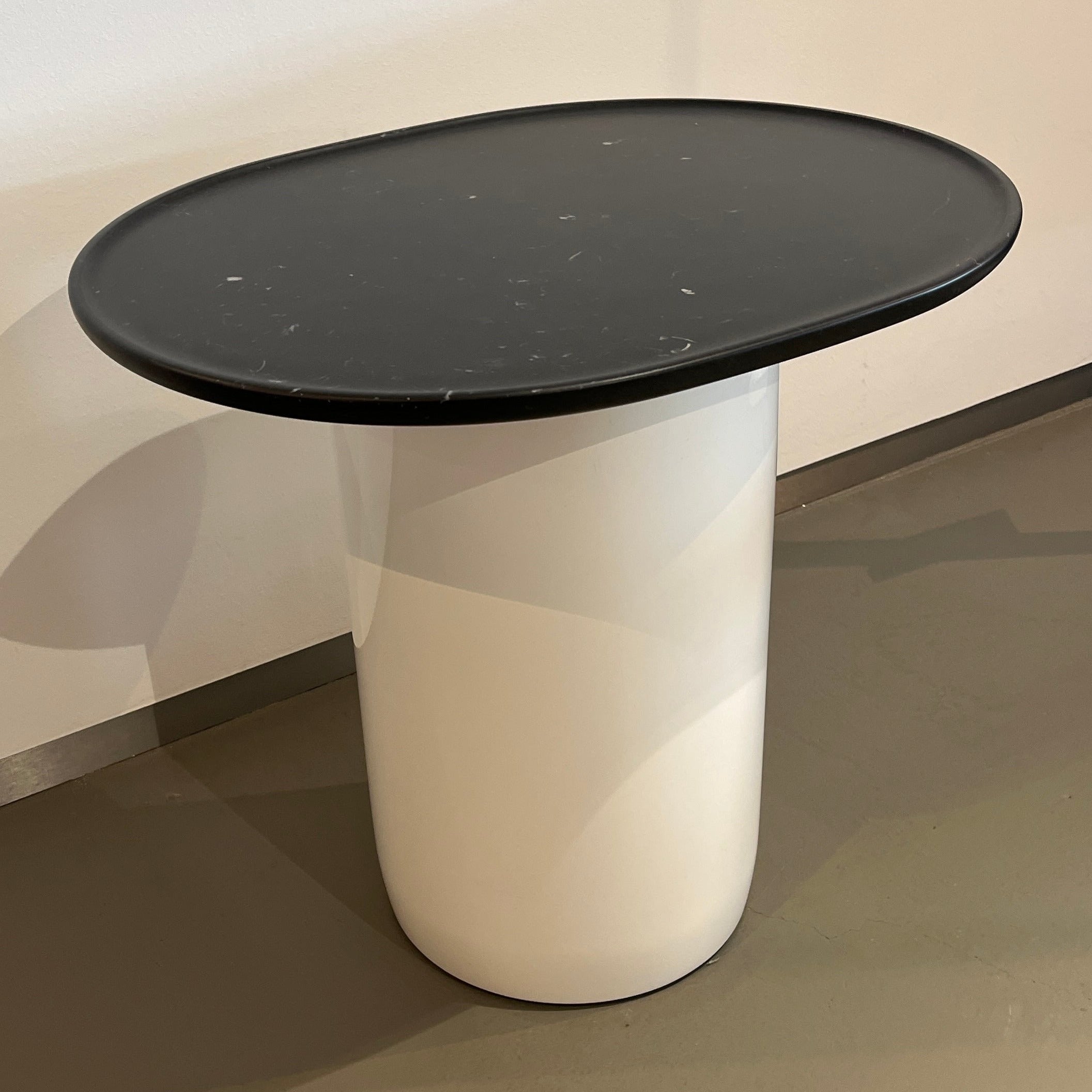 B&B Italia / Button Table / Kleiner Tisch
