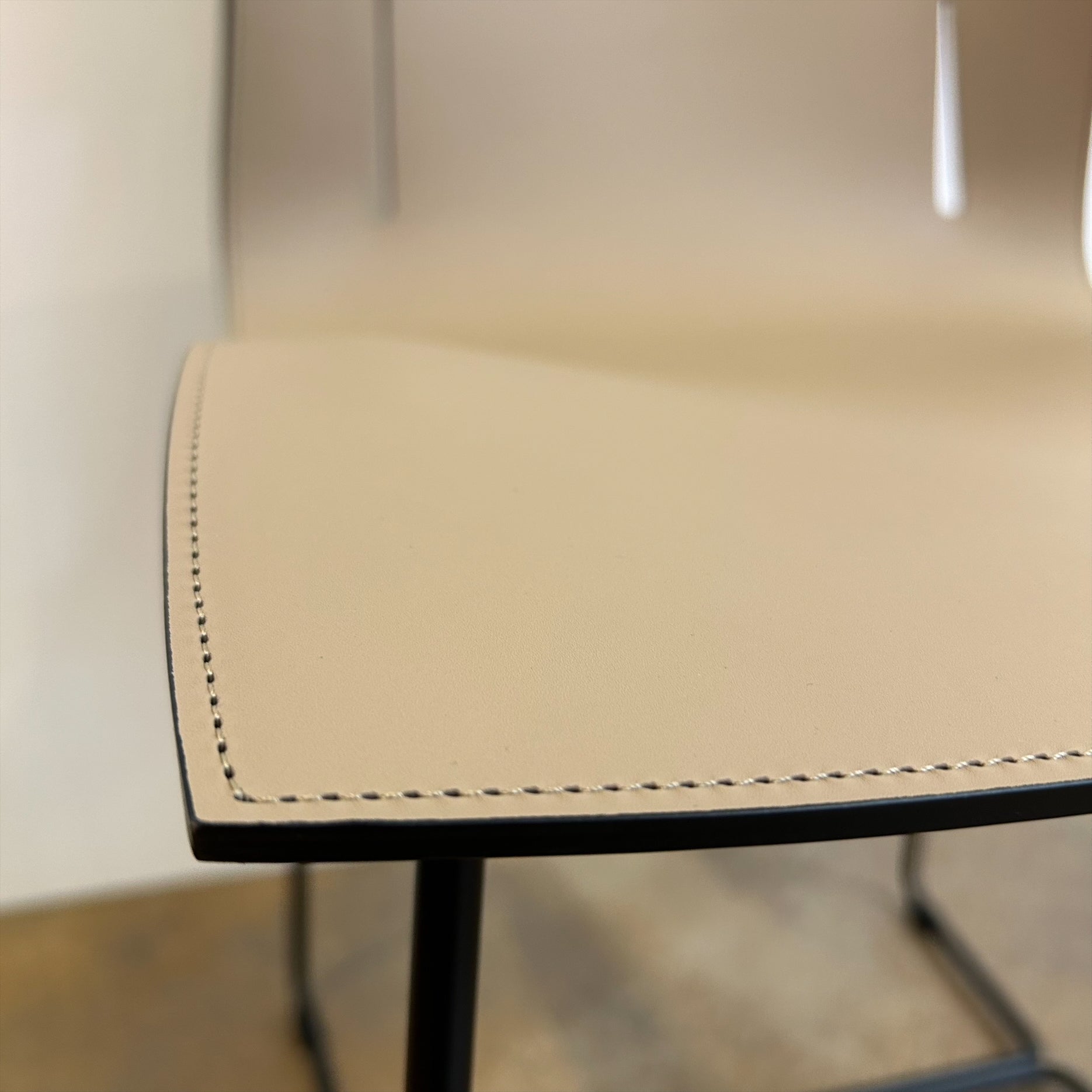 Cuoio 1208 Detail