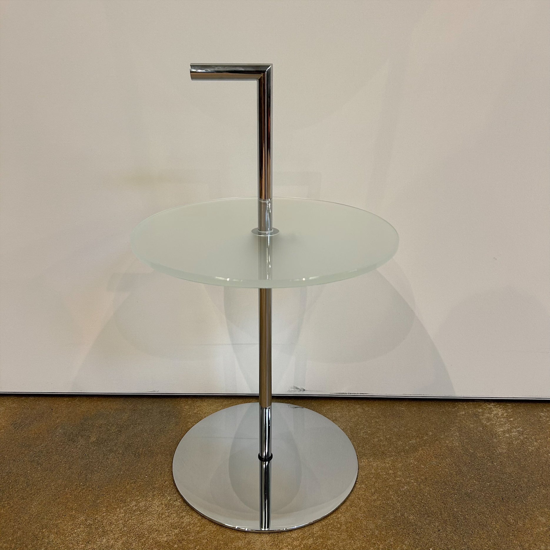 Dreieck / Heavy Metal / Beistelltisch - Architare shop