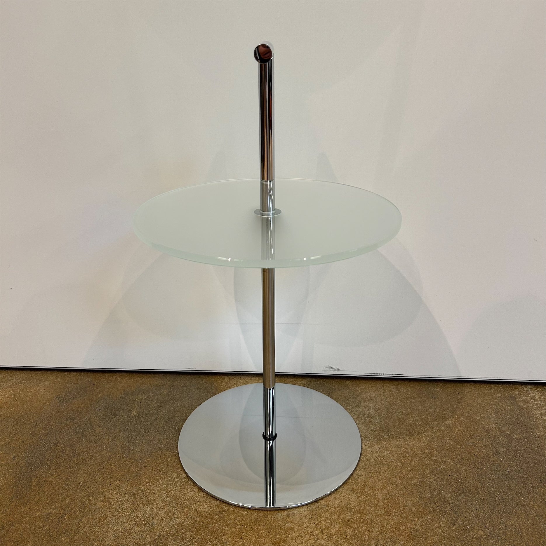 Dreieck / Heavy Metal / Beistelltisch - Architare shop