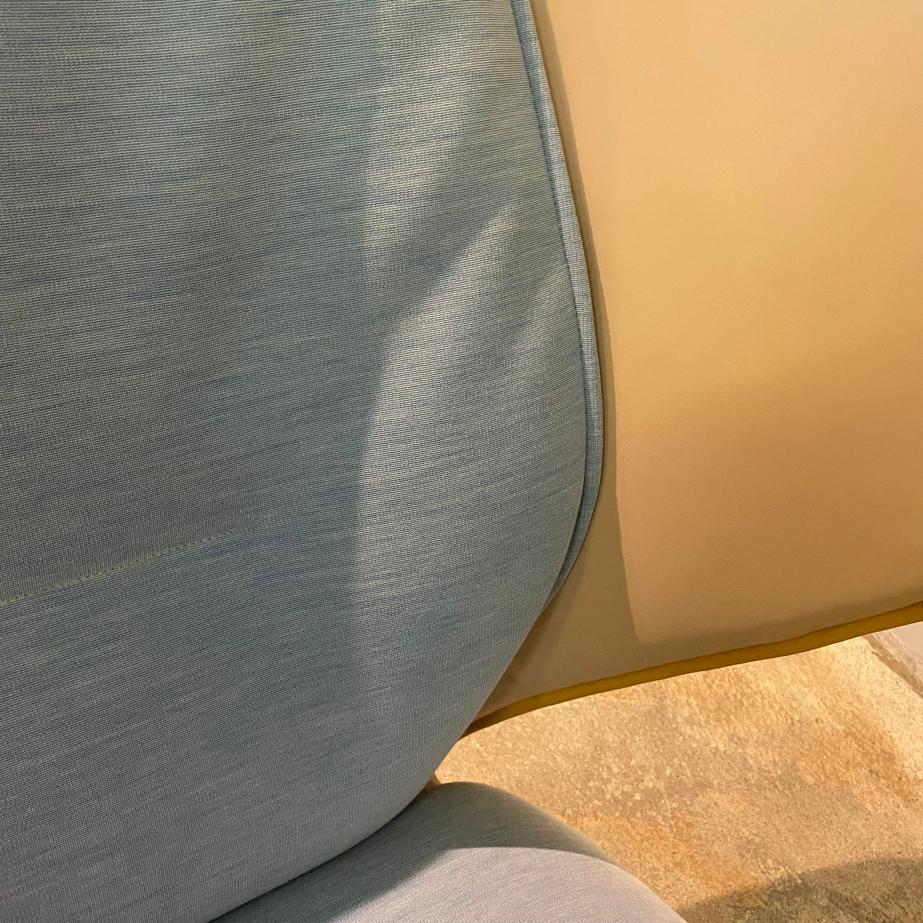 Cassina / Gender / Ohrensessel mit Hocker - Architare shop