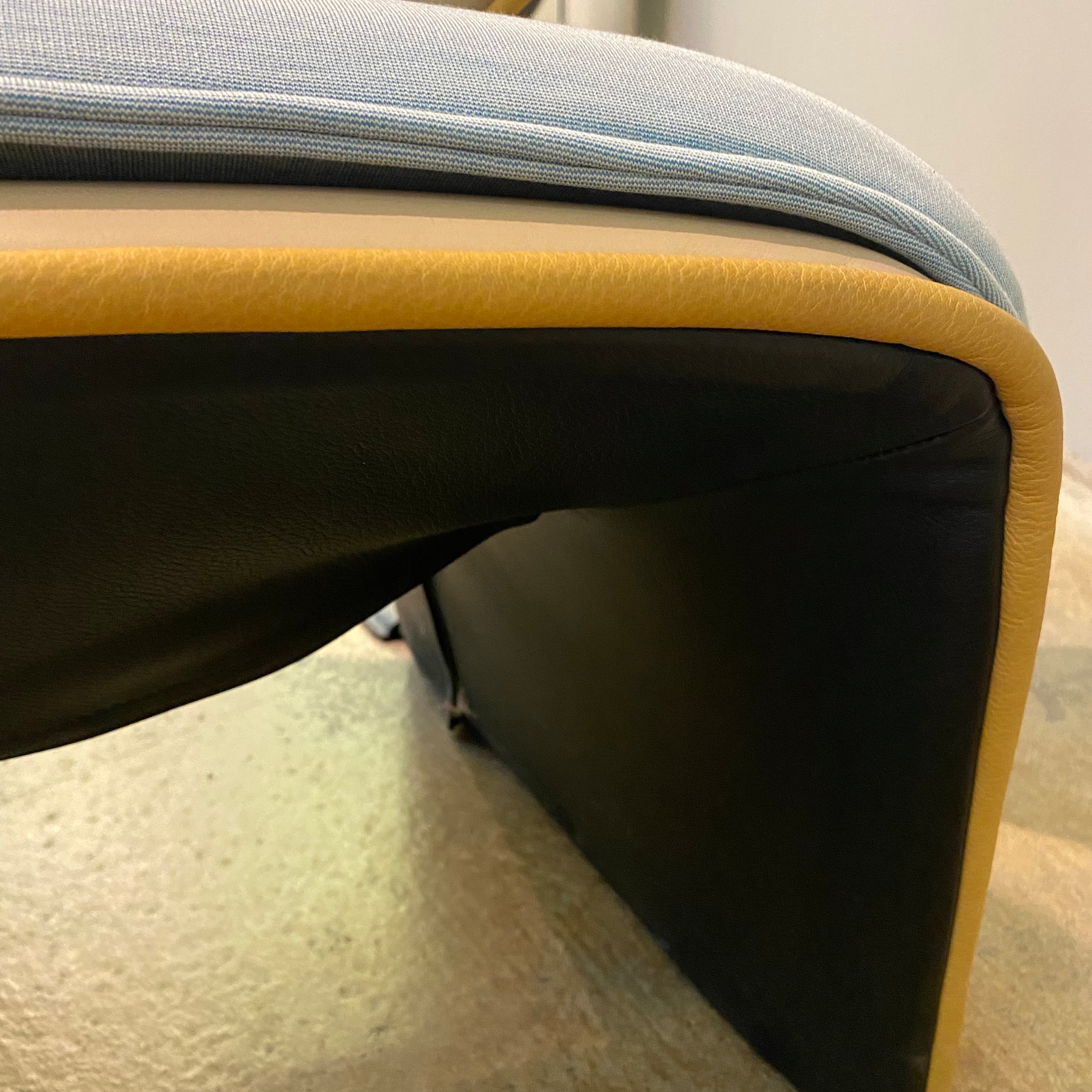 Cassina / Gender / Ohrensessel mit Hocker - Architare shop