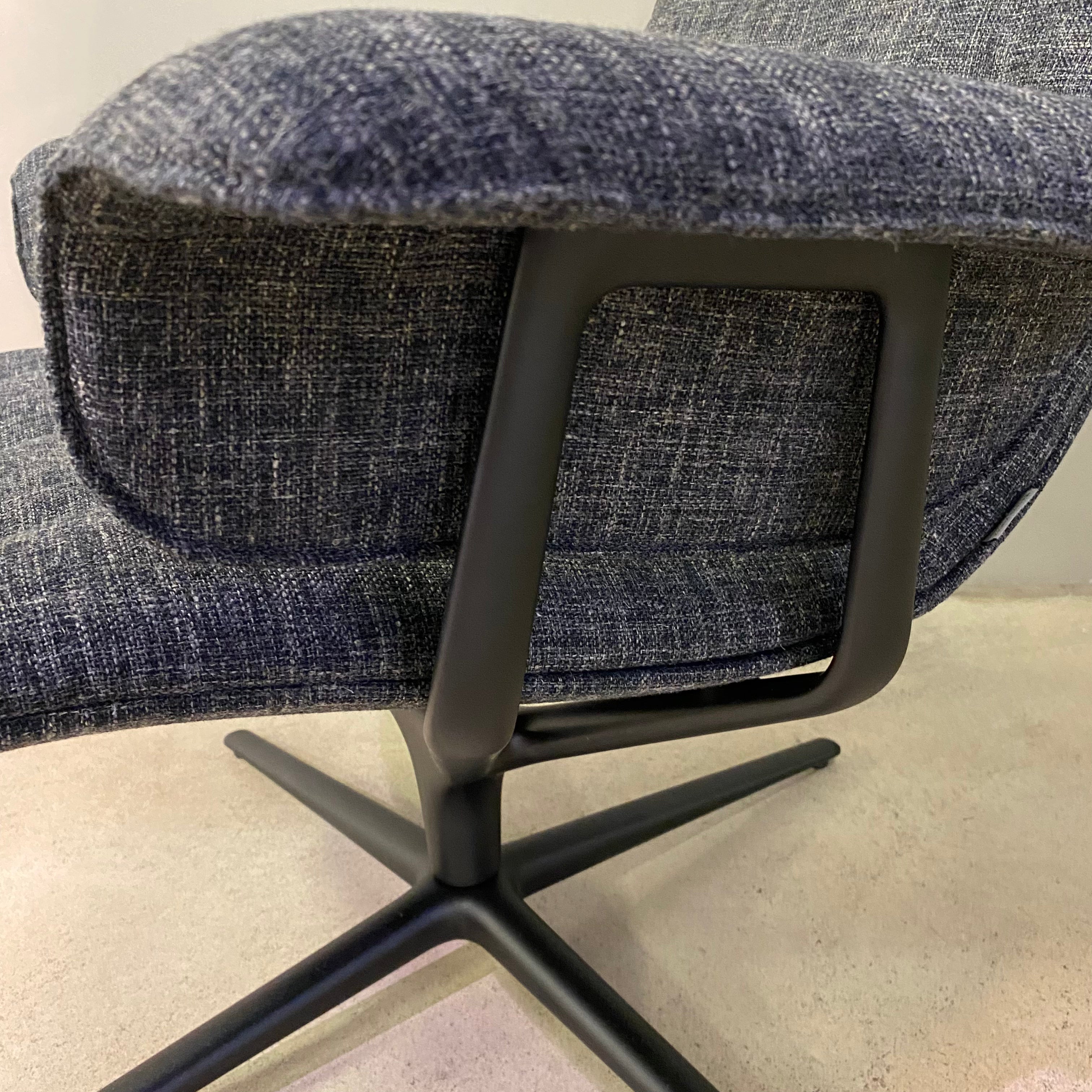 Walter Knoll / Healey Soft / Sessel mit Hocker - Architare shop