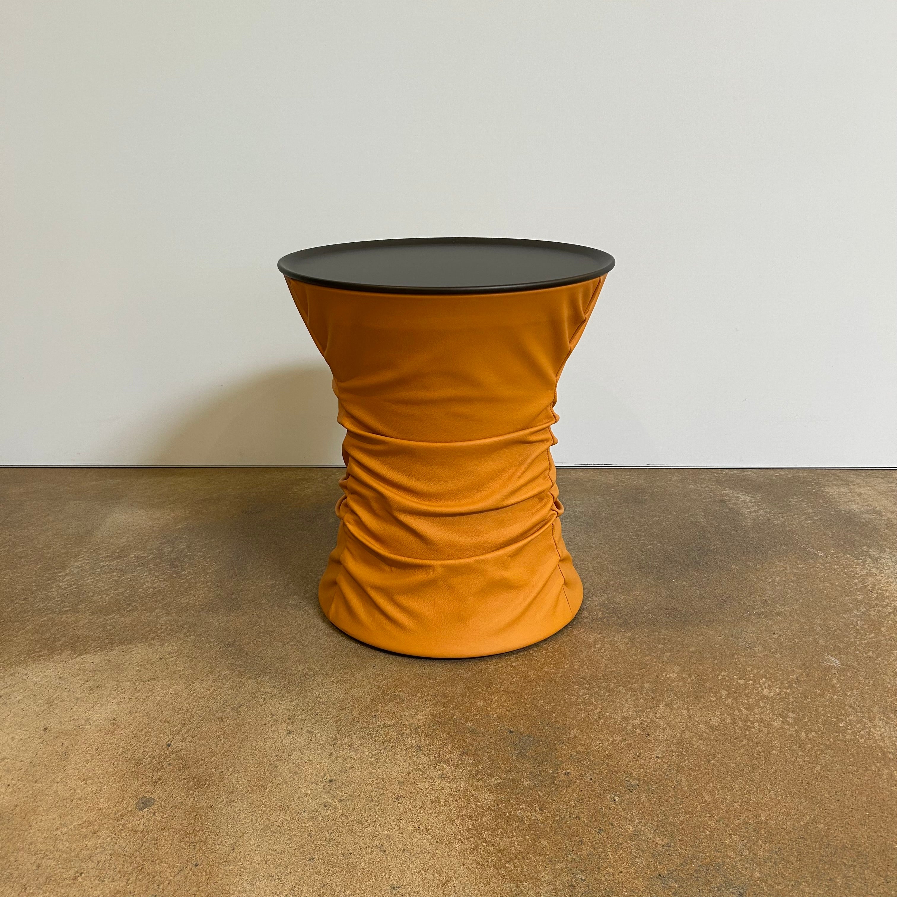 Walter Knoll / Bellows / side table