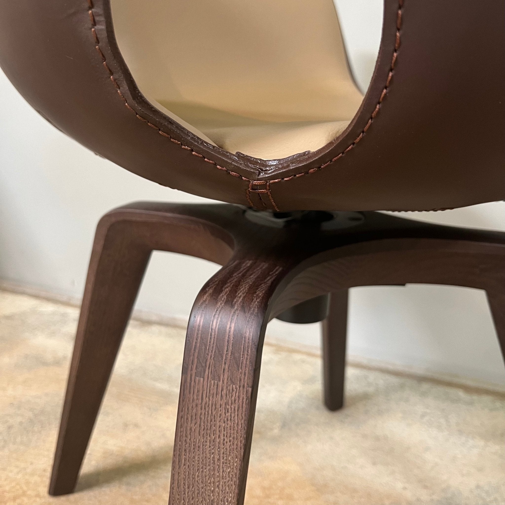 Poltrona Frau / Ginger / Komplettset 4 Stühle