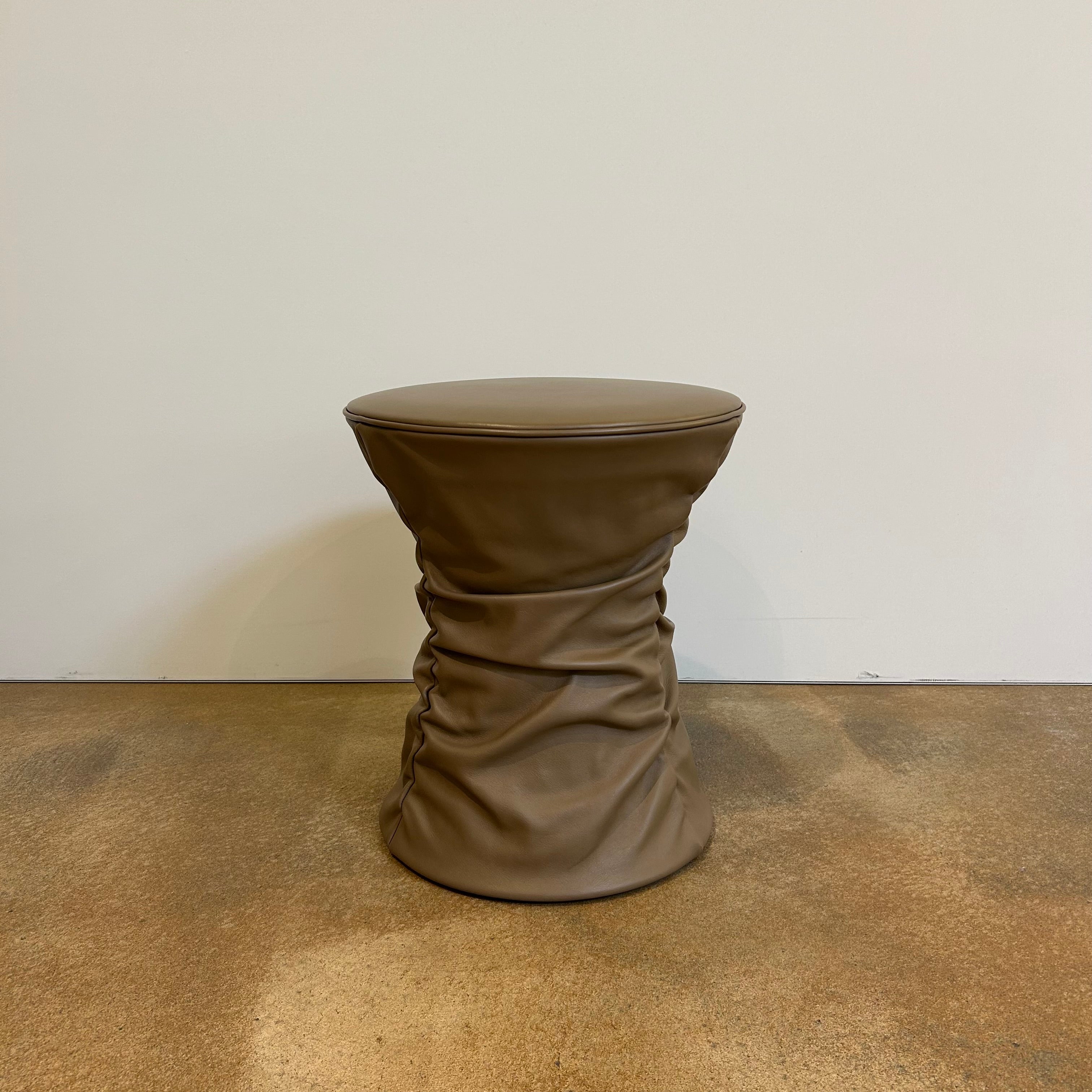 Walter Knoll / Bellows 222-H1 / Hocker fango