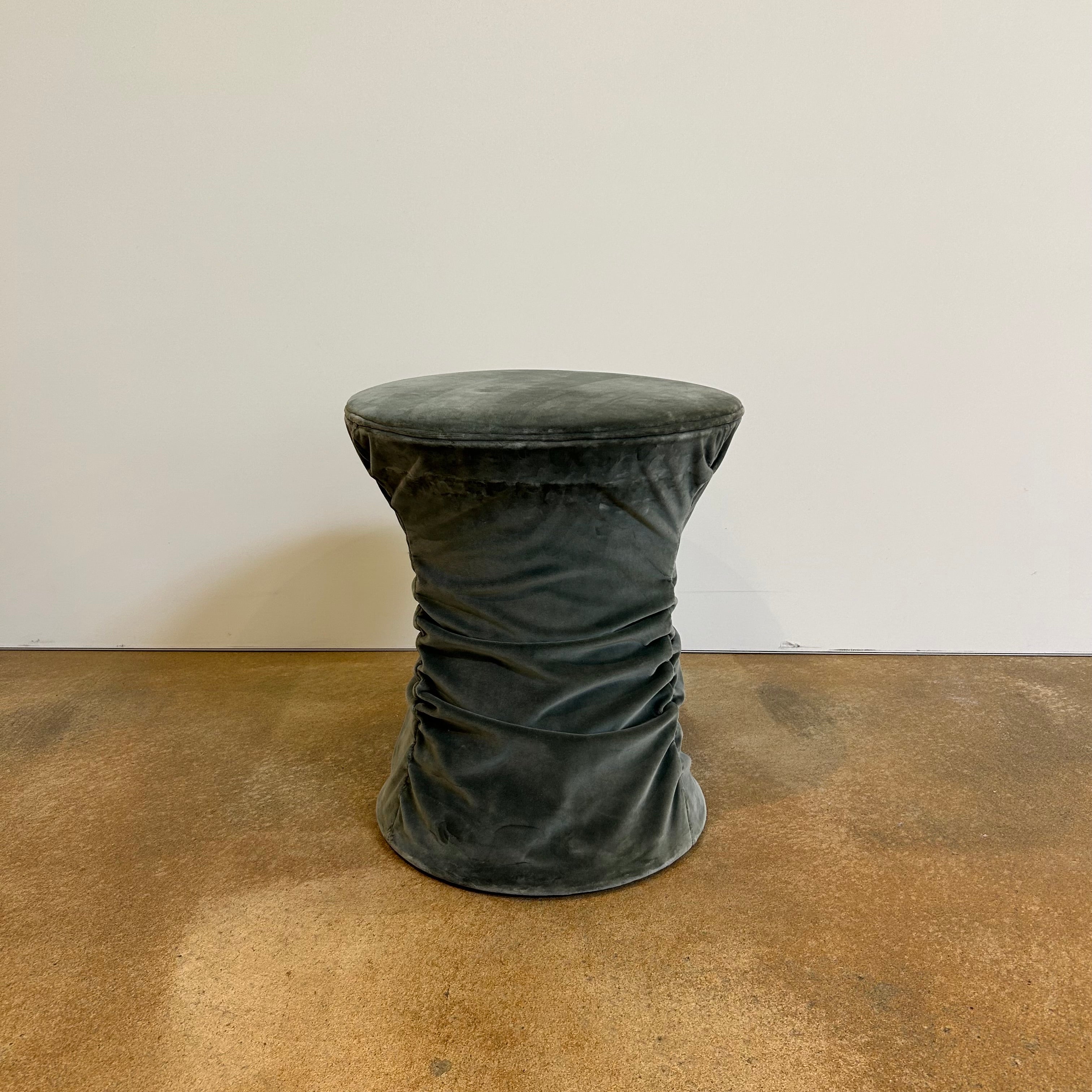 Walter Knoll / Bellows 222-H1 / Hocker Spoke