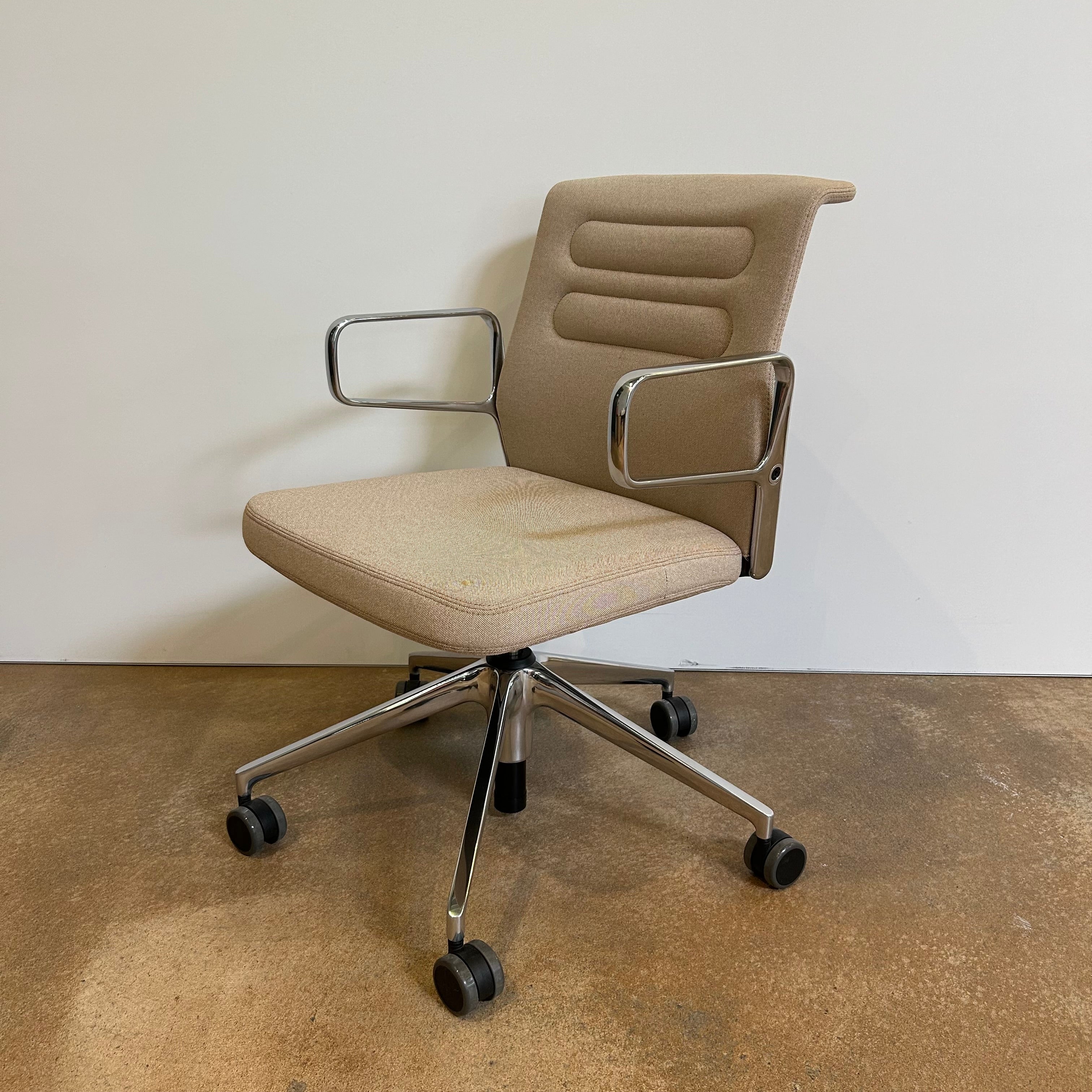 Vitra / AC 5 STUDIO / Bürostuhl