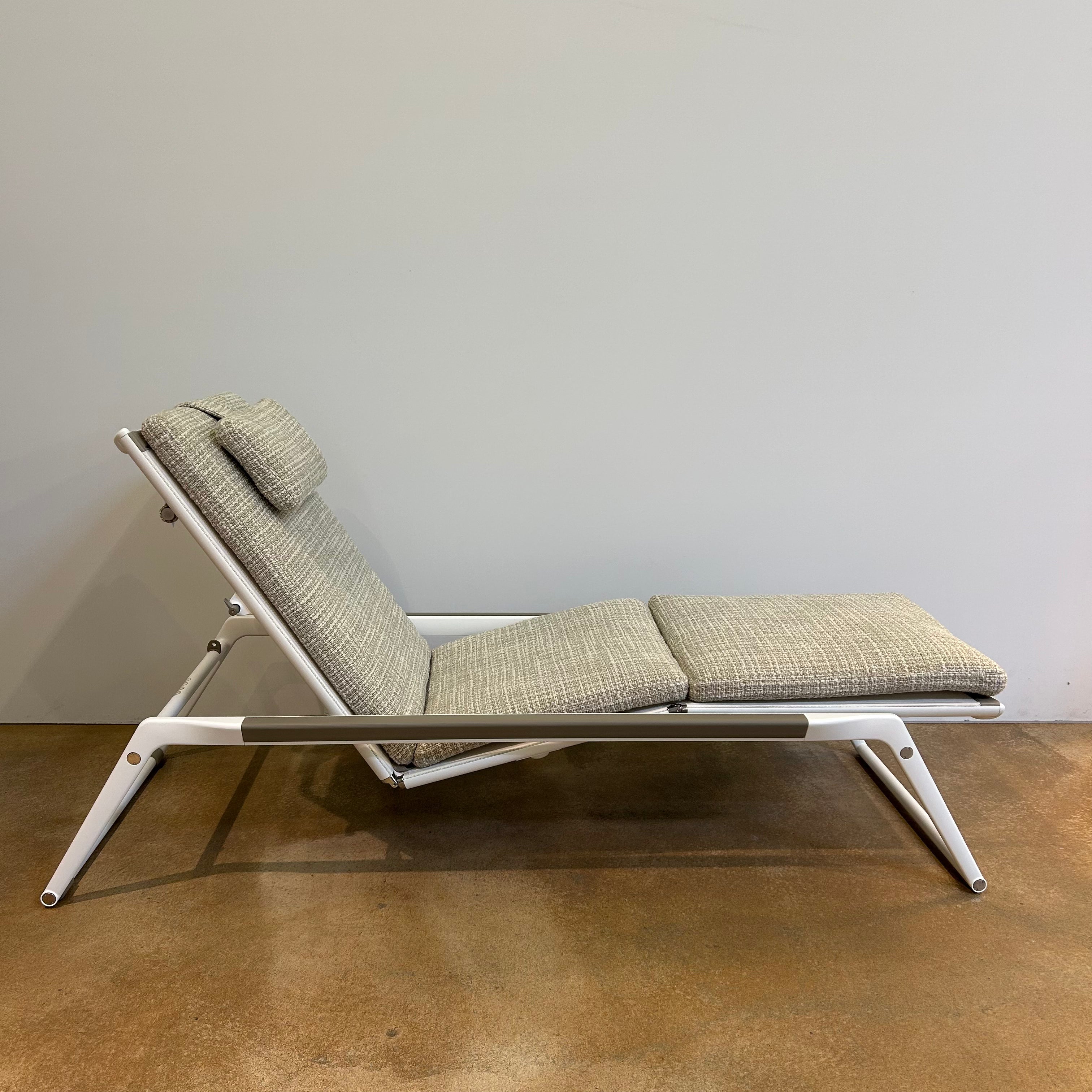 B&B Italia Mirto Chaise Lounge