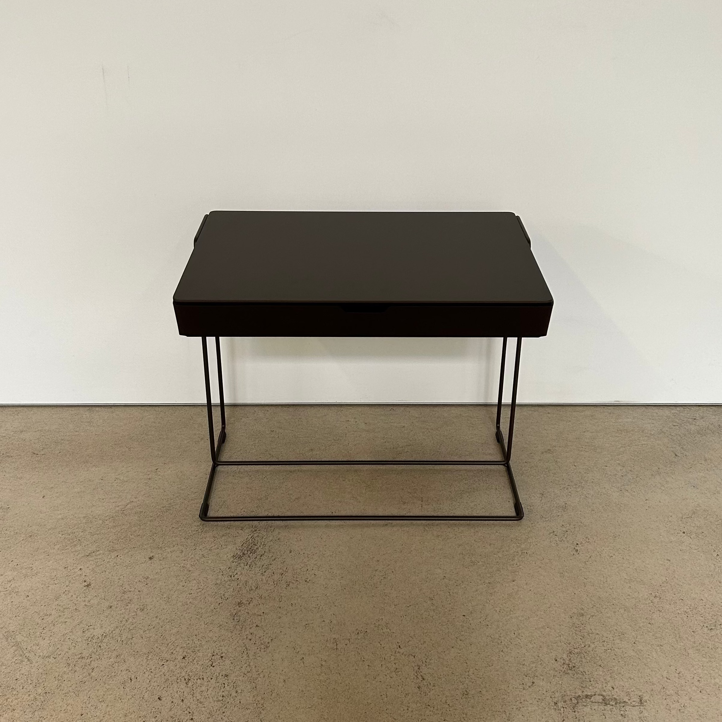 Walter Knoll / Oki 132-T3 / Beistelltisch mit Ledertasche