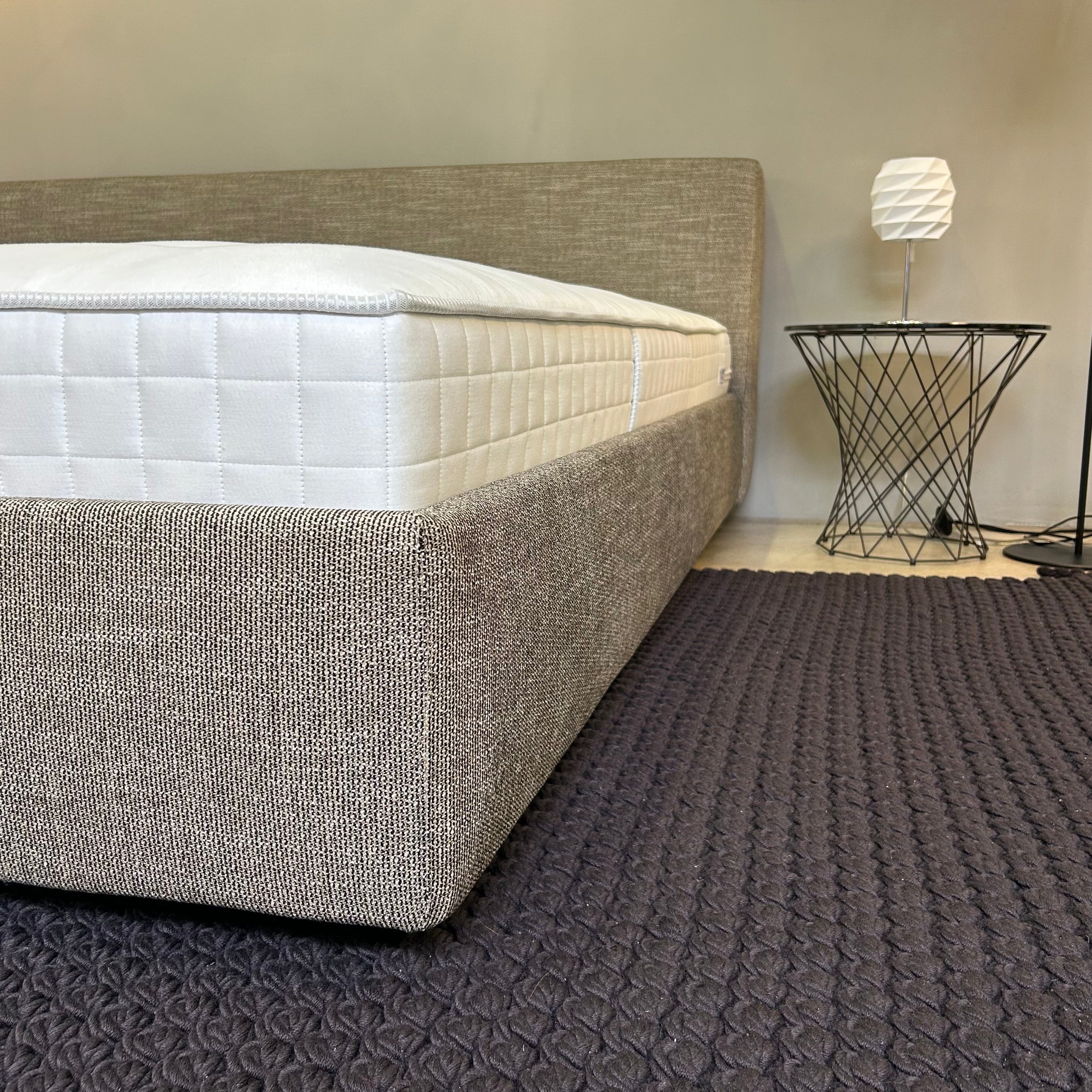 Walter Knoll YUUTO 810-200 ohne Überstand