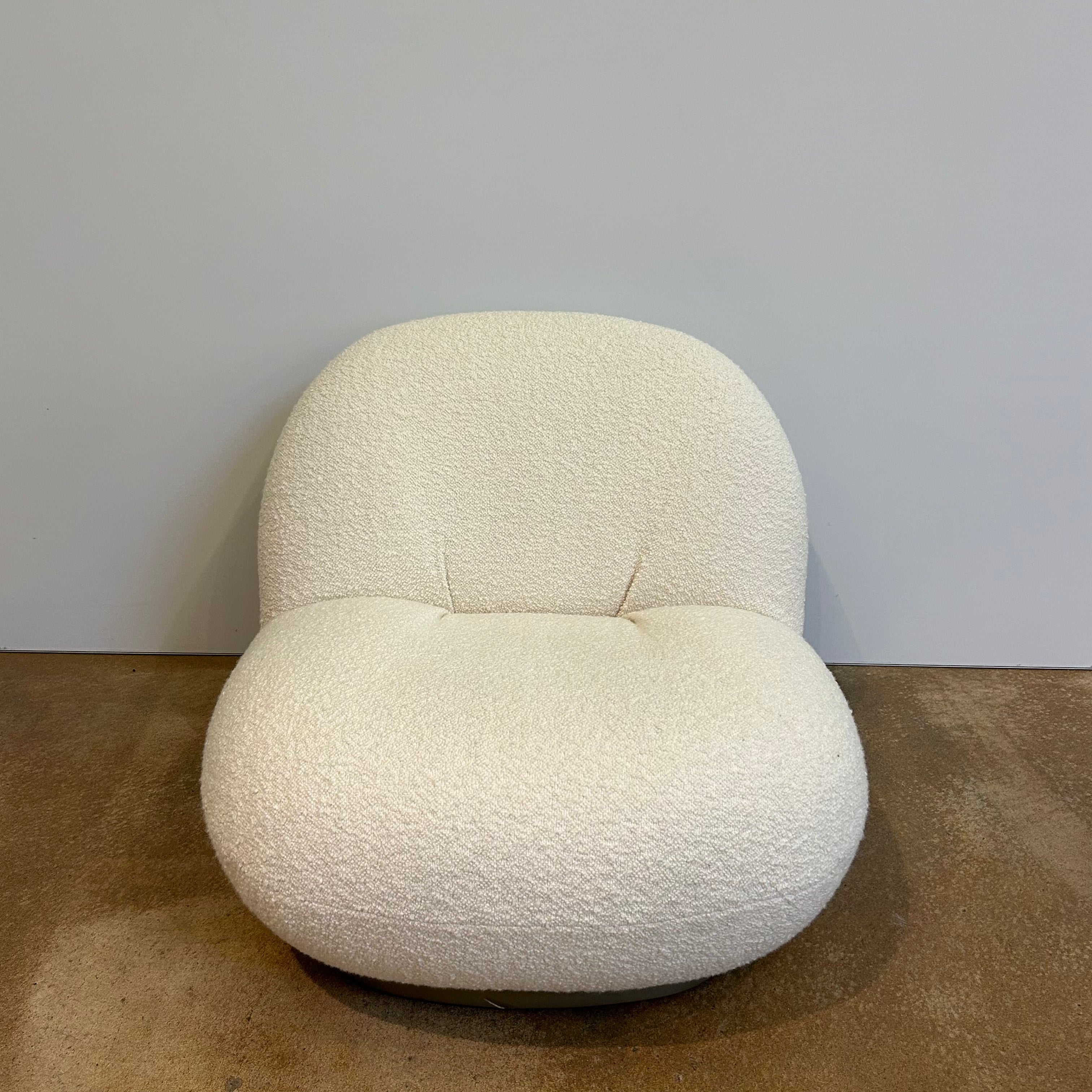 Gubi / Pacha Lounge Chair / Sessel drehbar