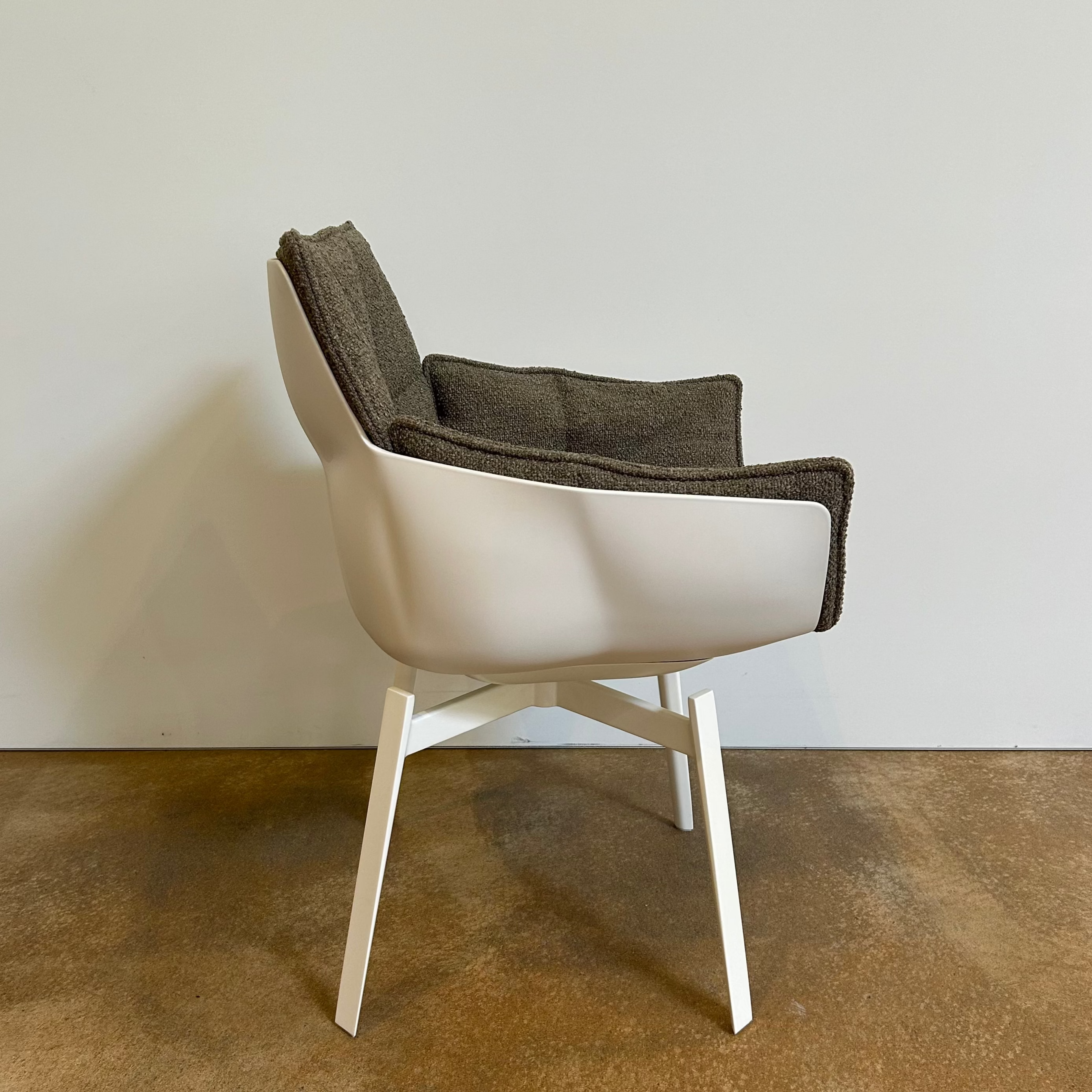 B&B Italia Husk Poltroncina Outdoor Stuhl