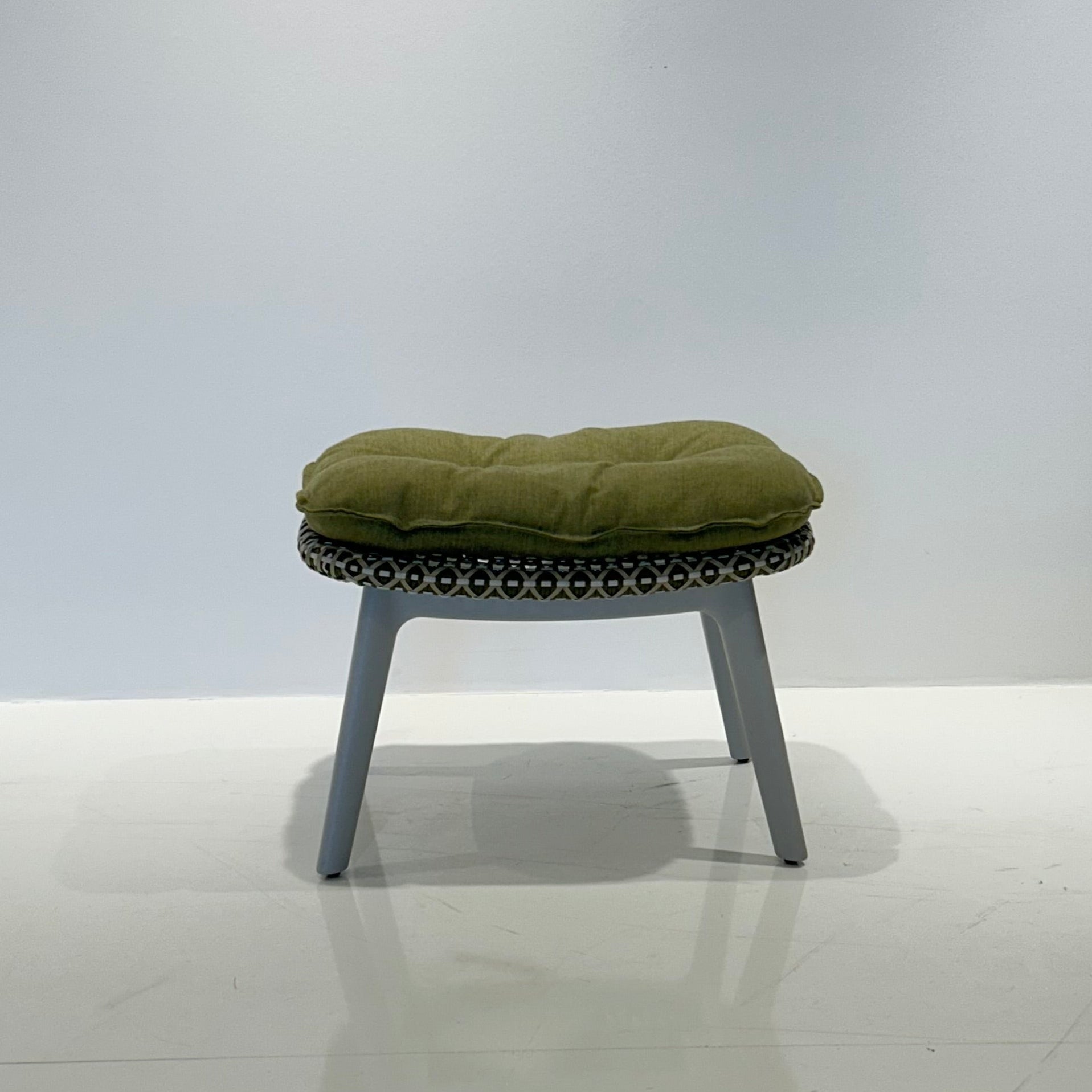 Dedon / MBRACE ALU / Outdoor Sessel mit Hocker