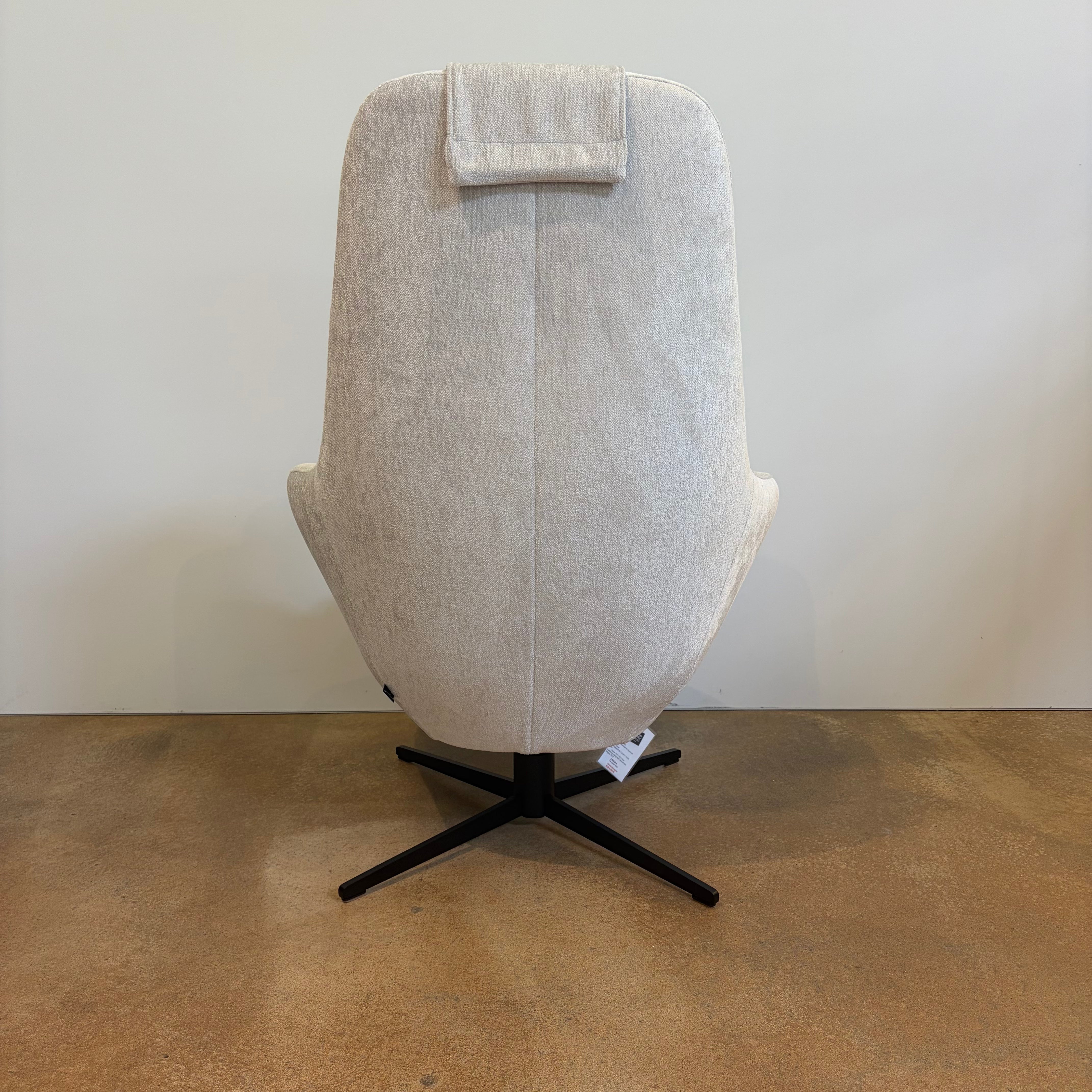 Signet Manira Relaxsessel mit Hocker Rückansicht