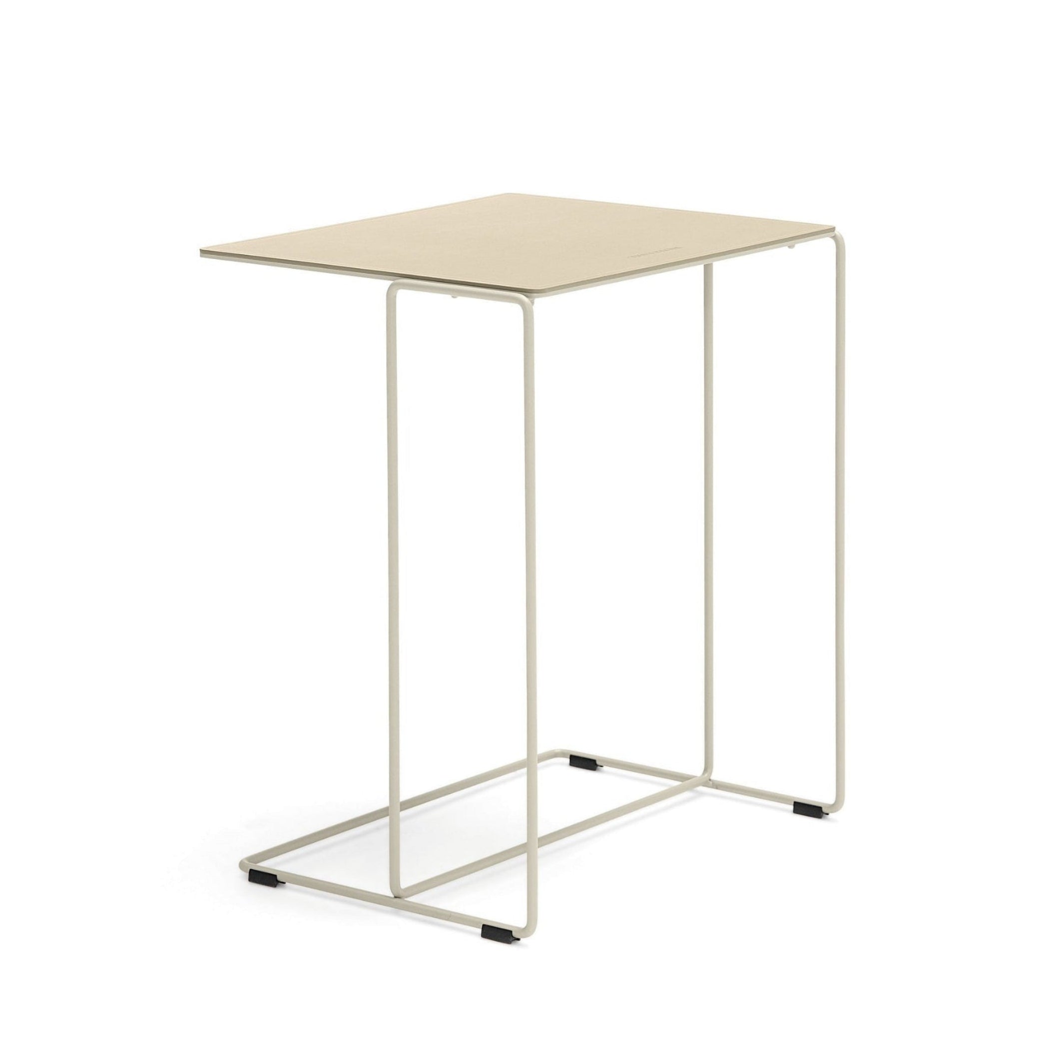 Walter Knoll / Oki Saddle Side Table / Sand / architare.shop